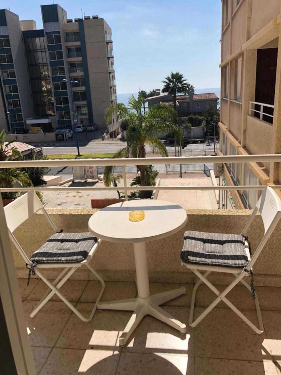 Studio Apartment with Sea View
