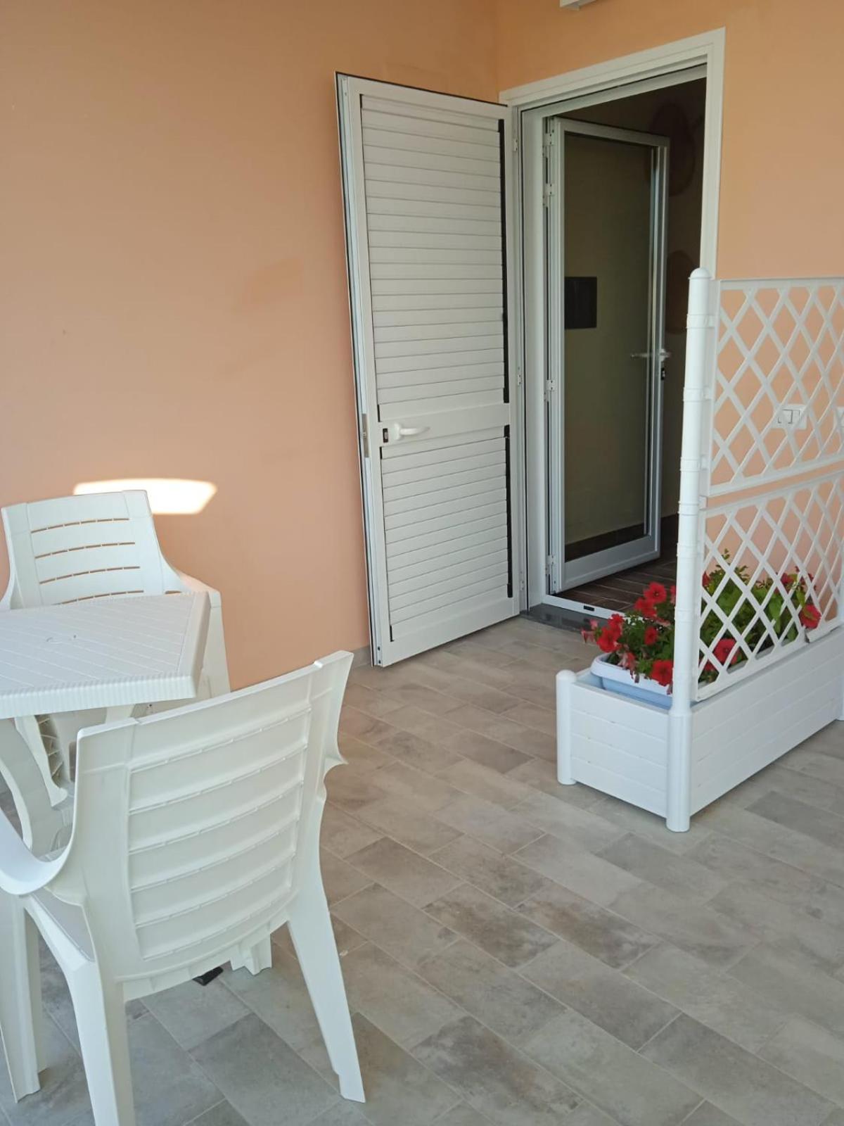 Deluxe Room (2 Adults + 1 Child) photo 3