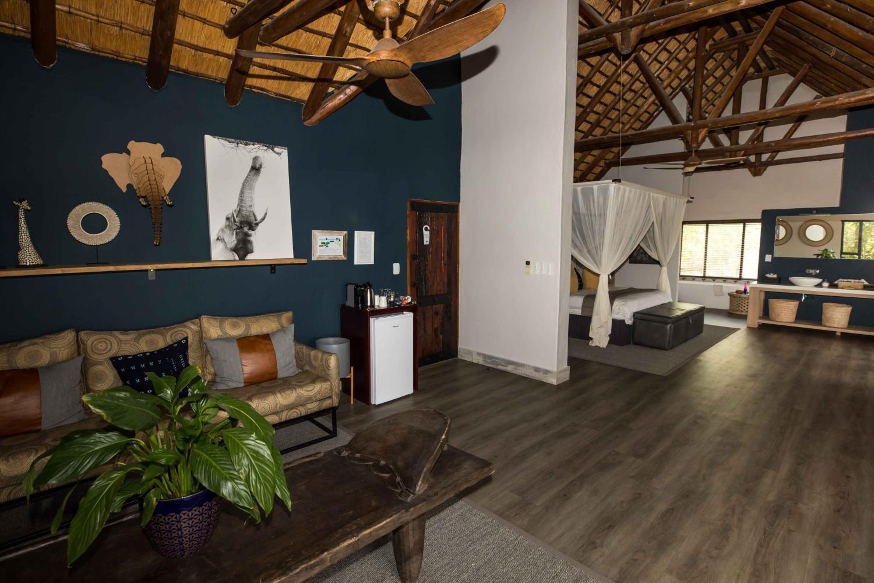 Honeymoon Suite photo 1