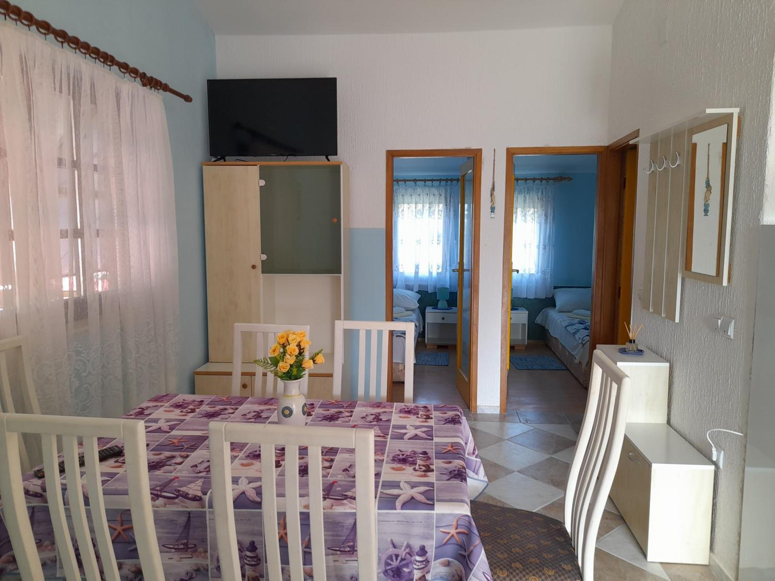 Apartment with Terrace photo 2