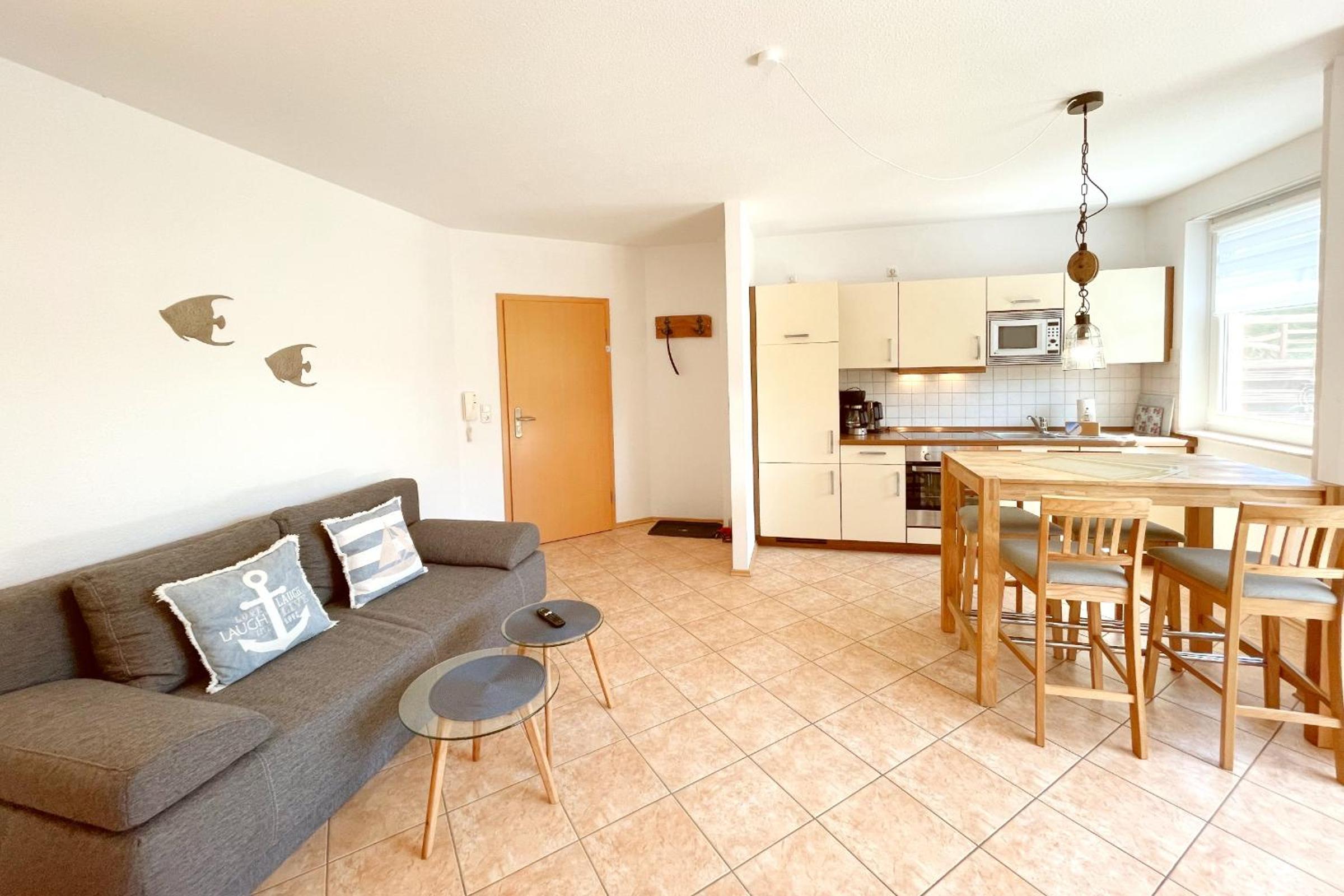 Apartment with Terrace photo 2