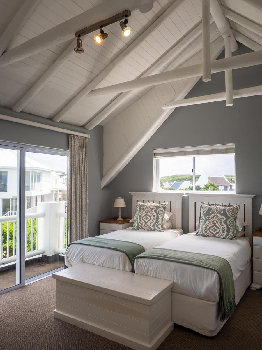 Executive Villa - Photo 3