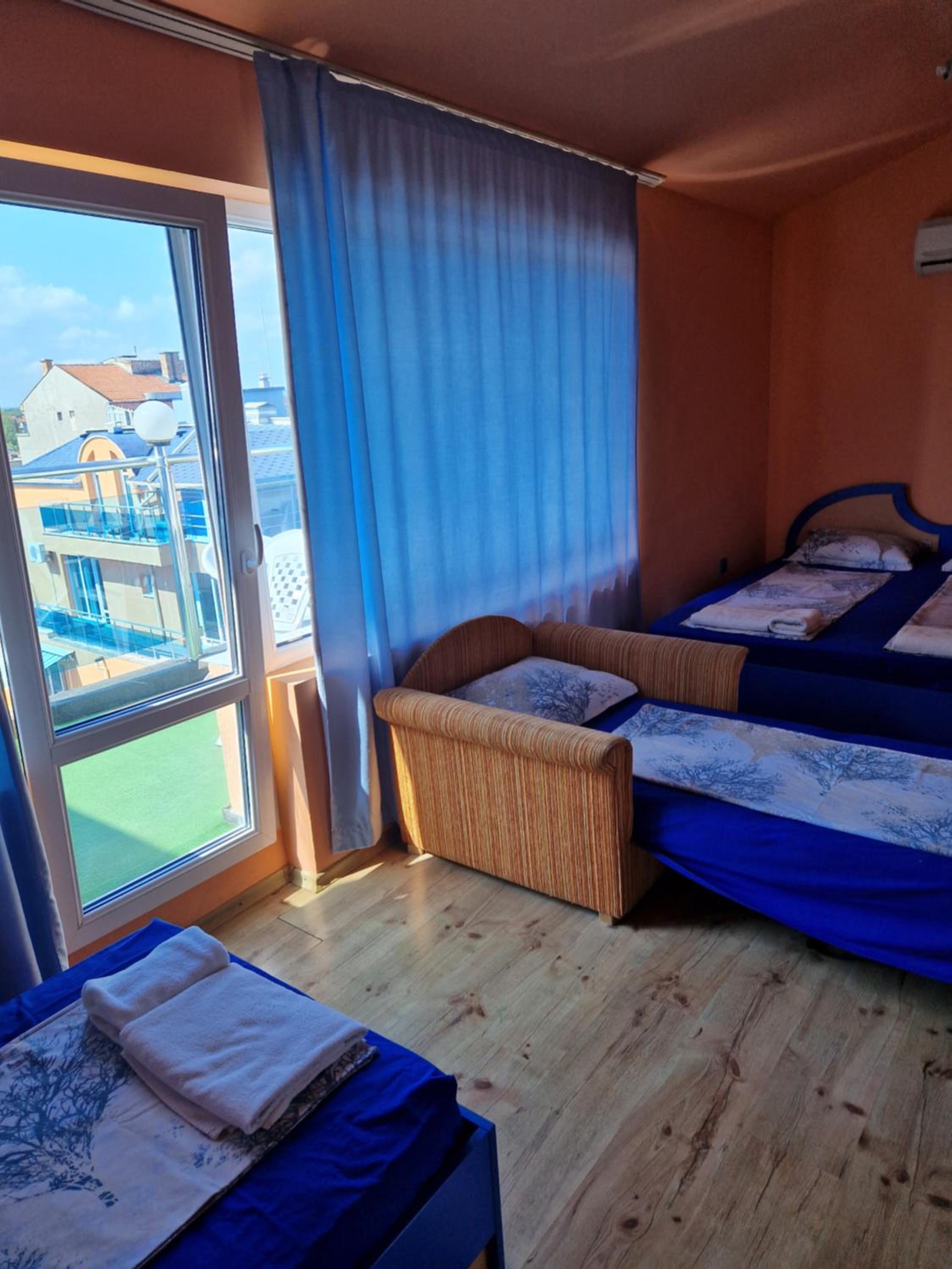 Deluxe Triple Room photo 1