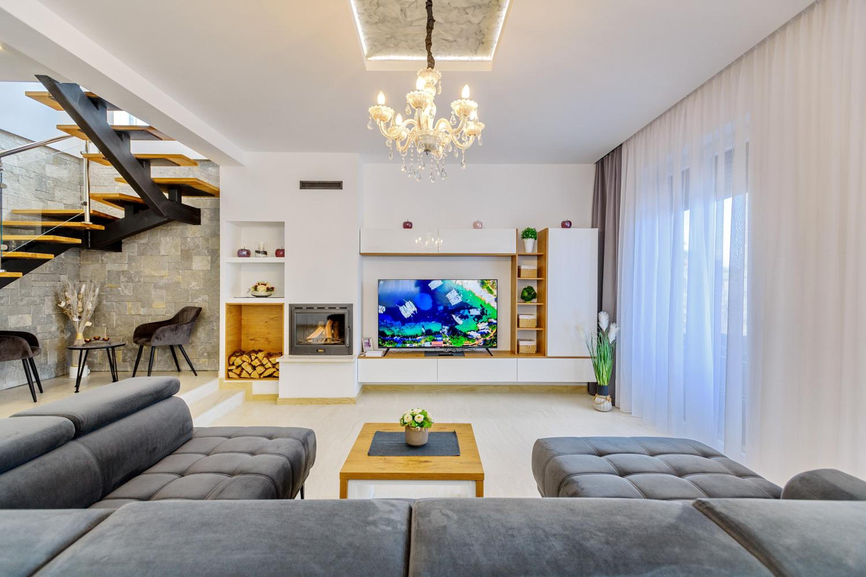 Villa photo 3