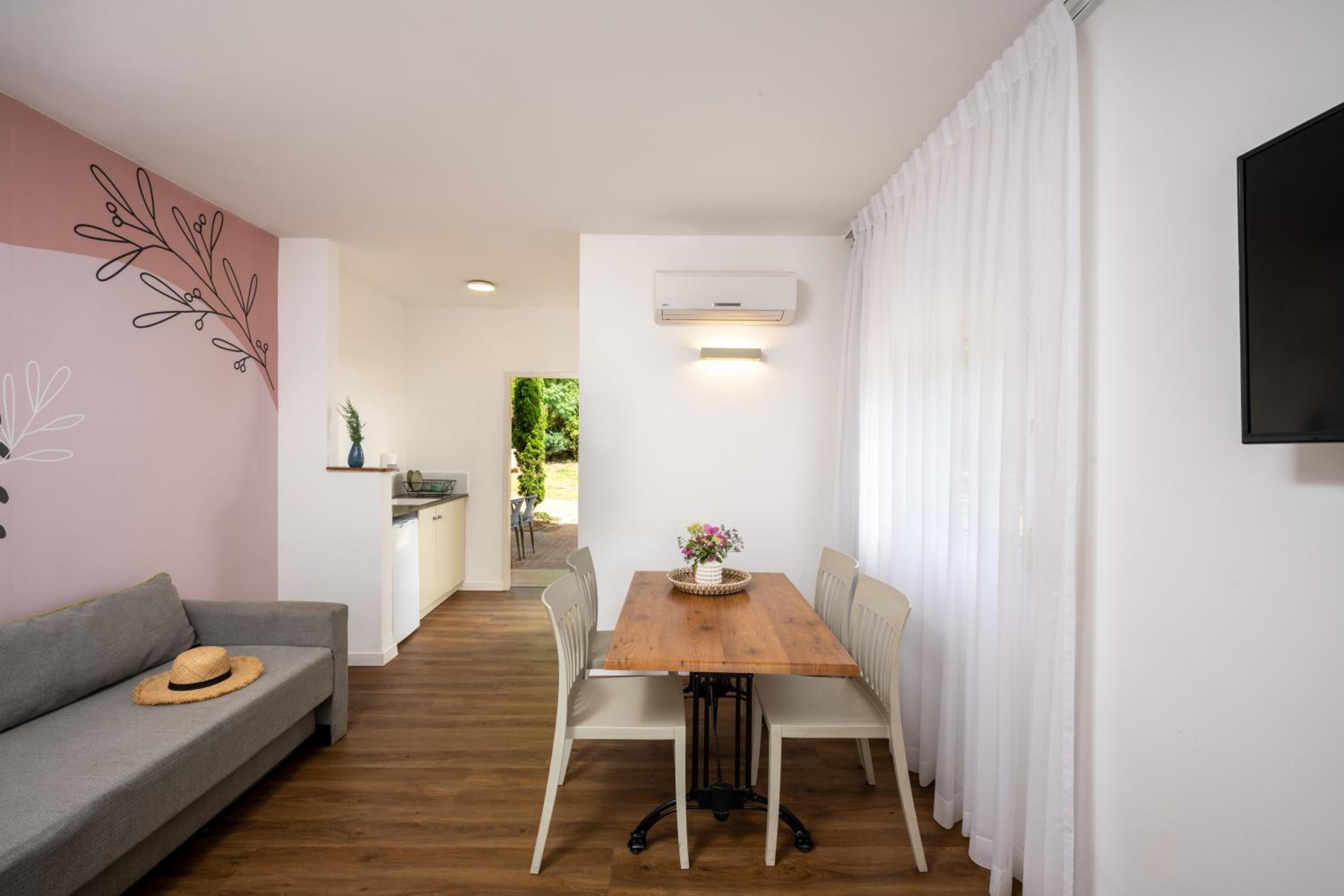 Family One-Bedroom (2 Adults + 2 Children) - Ground Floor photo 3