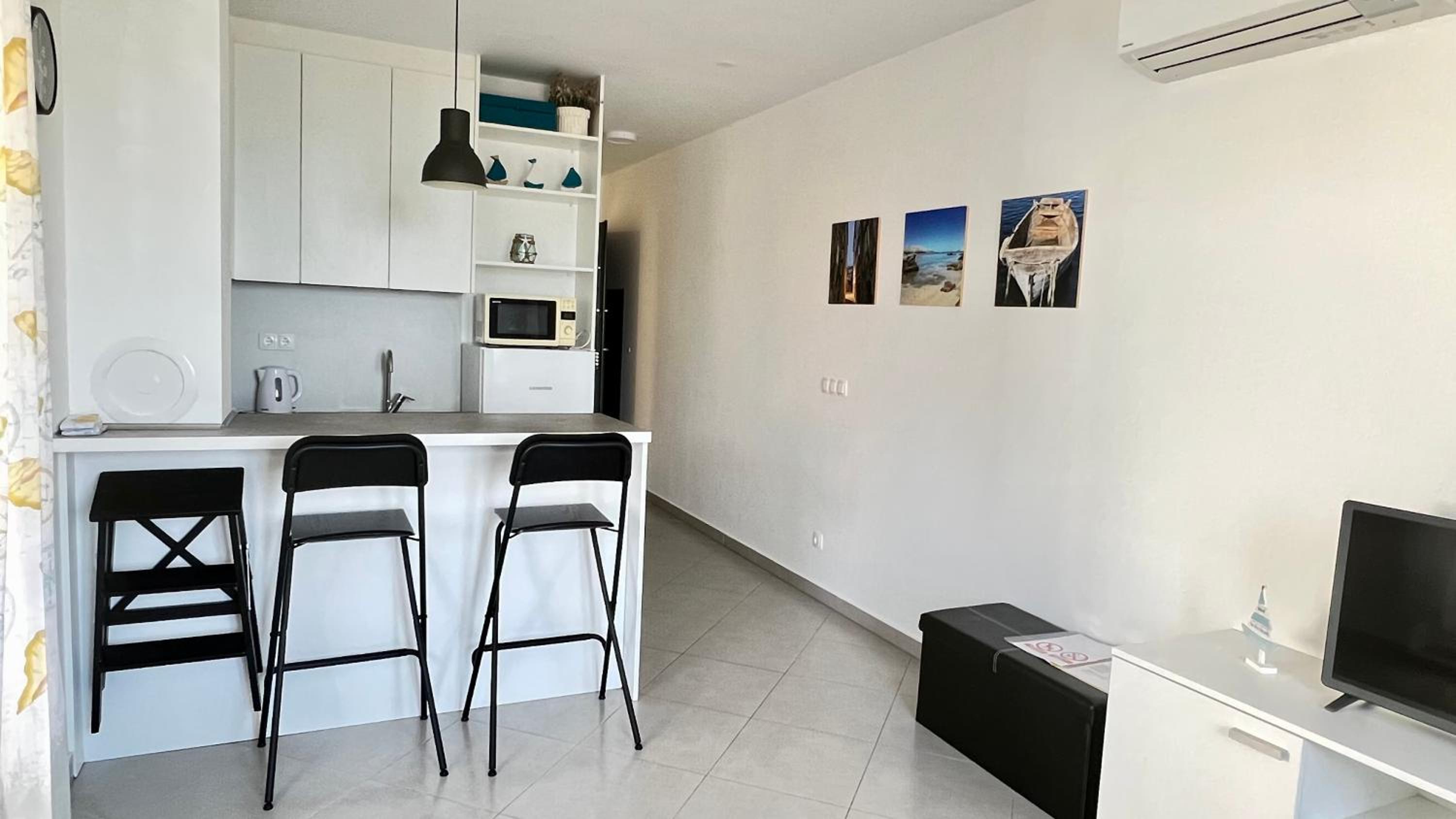 Apartment with Sea View photo 3