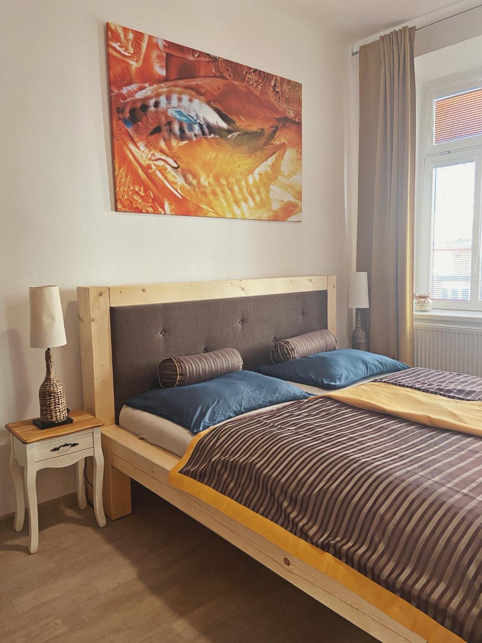 One-Bedroom Apartment - Photo 8