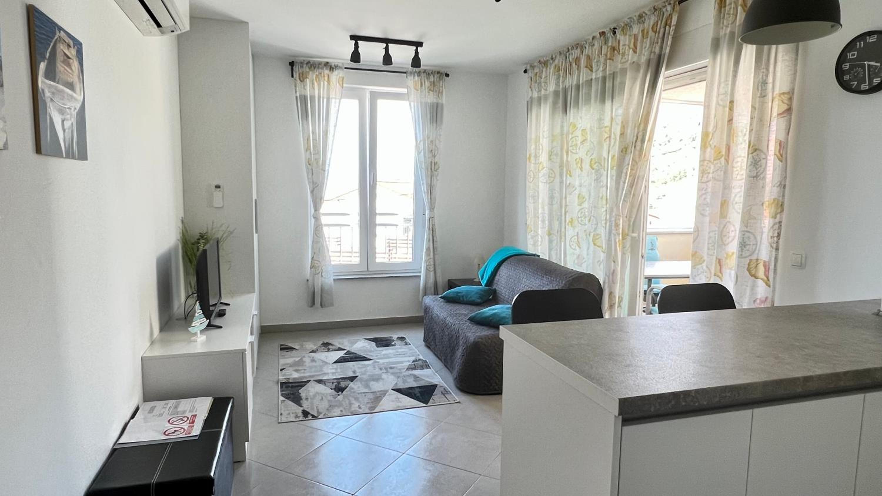 Apartment with Sea View photo 1
