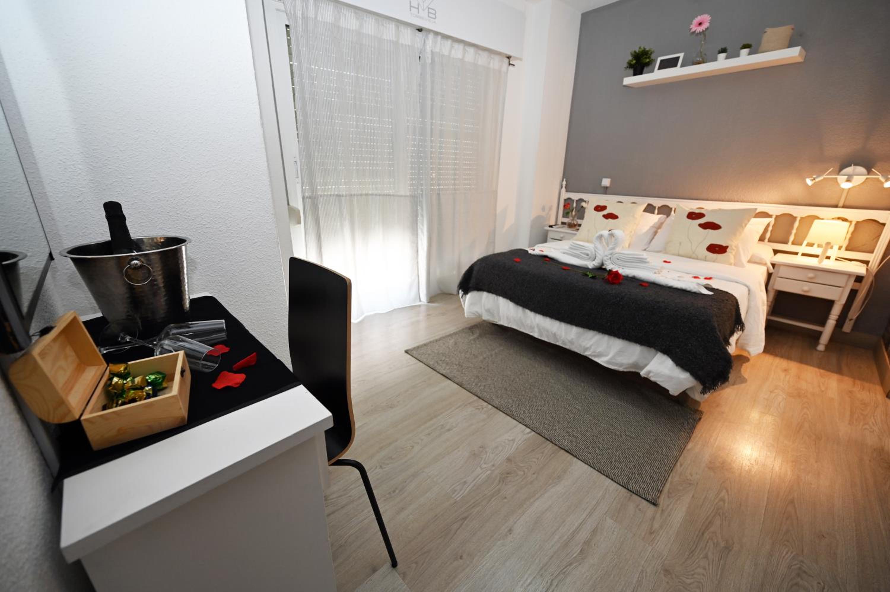 Double Room - Photo 27