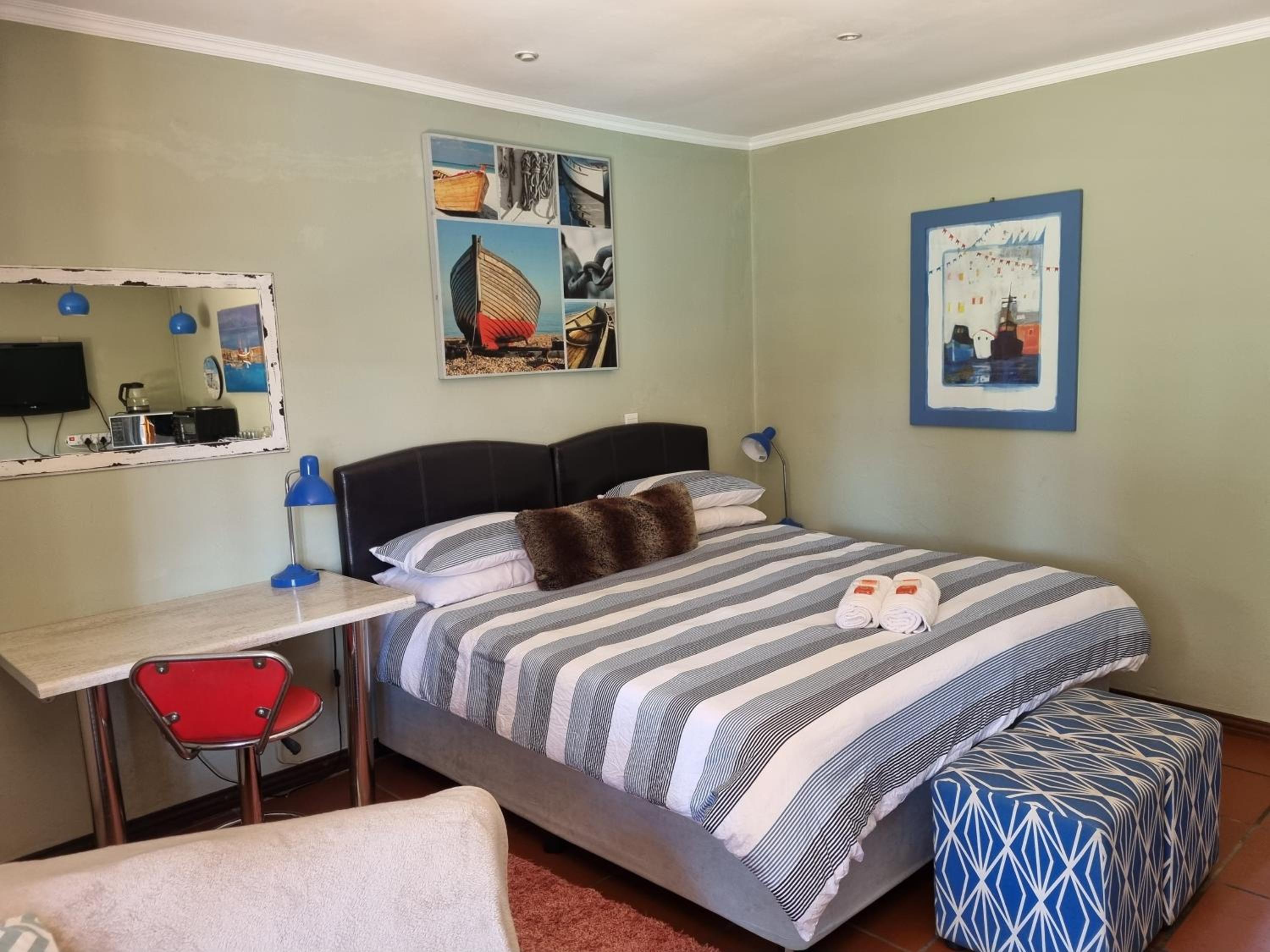 Family Room - Beach Room - Photo 1