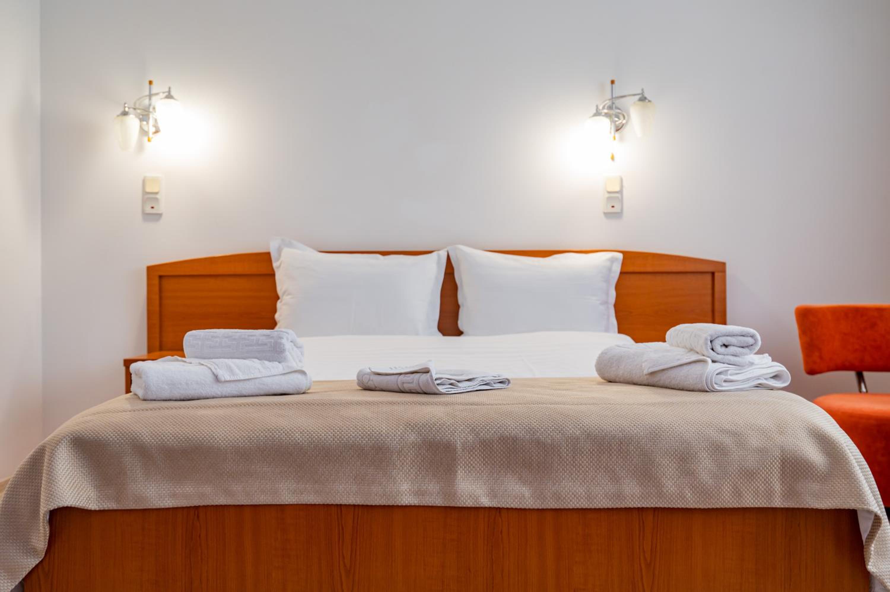 Double Room with Balcony photo 3