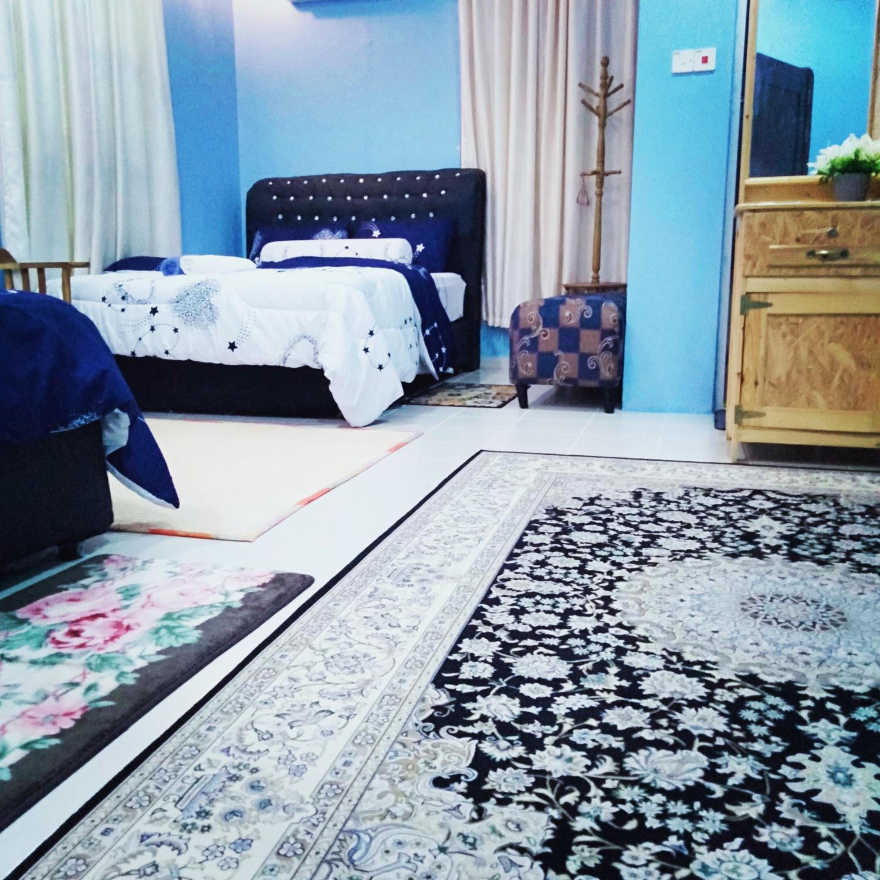 Deluxe Family Room