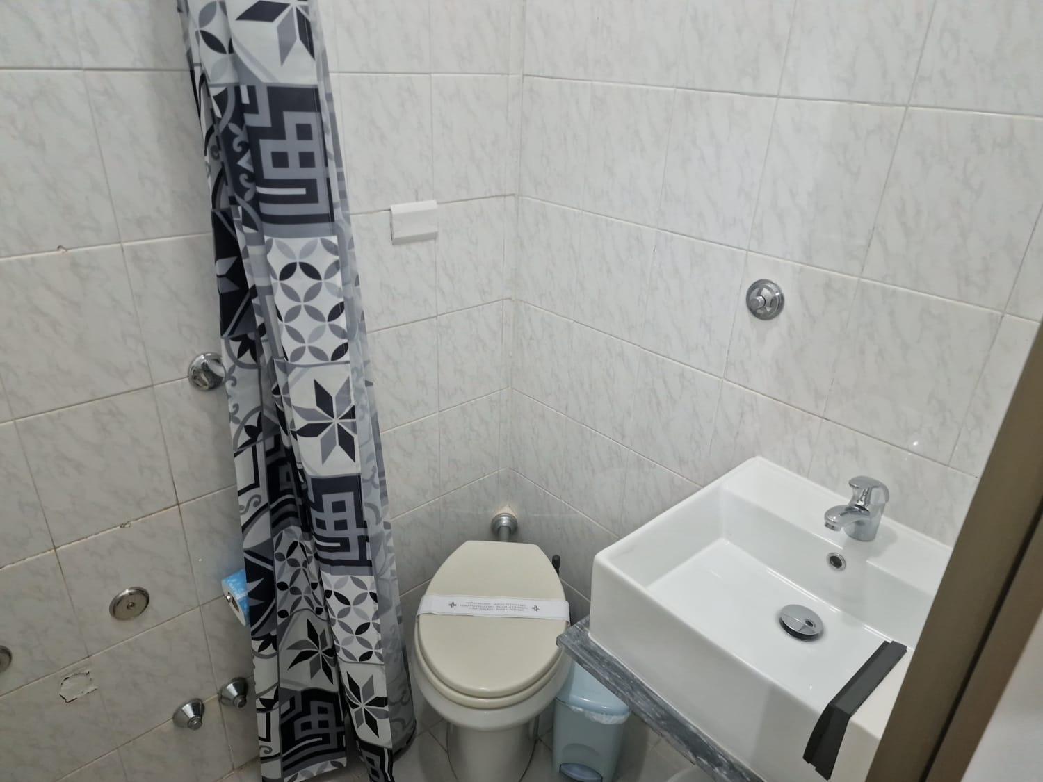 Single Room with Private External Bathroom photo 2