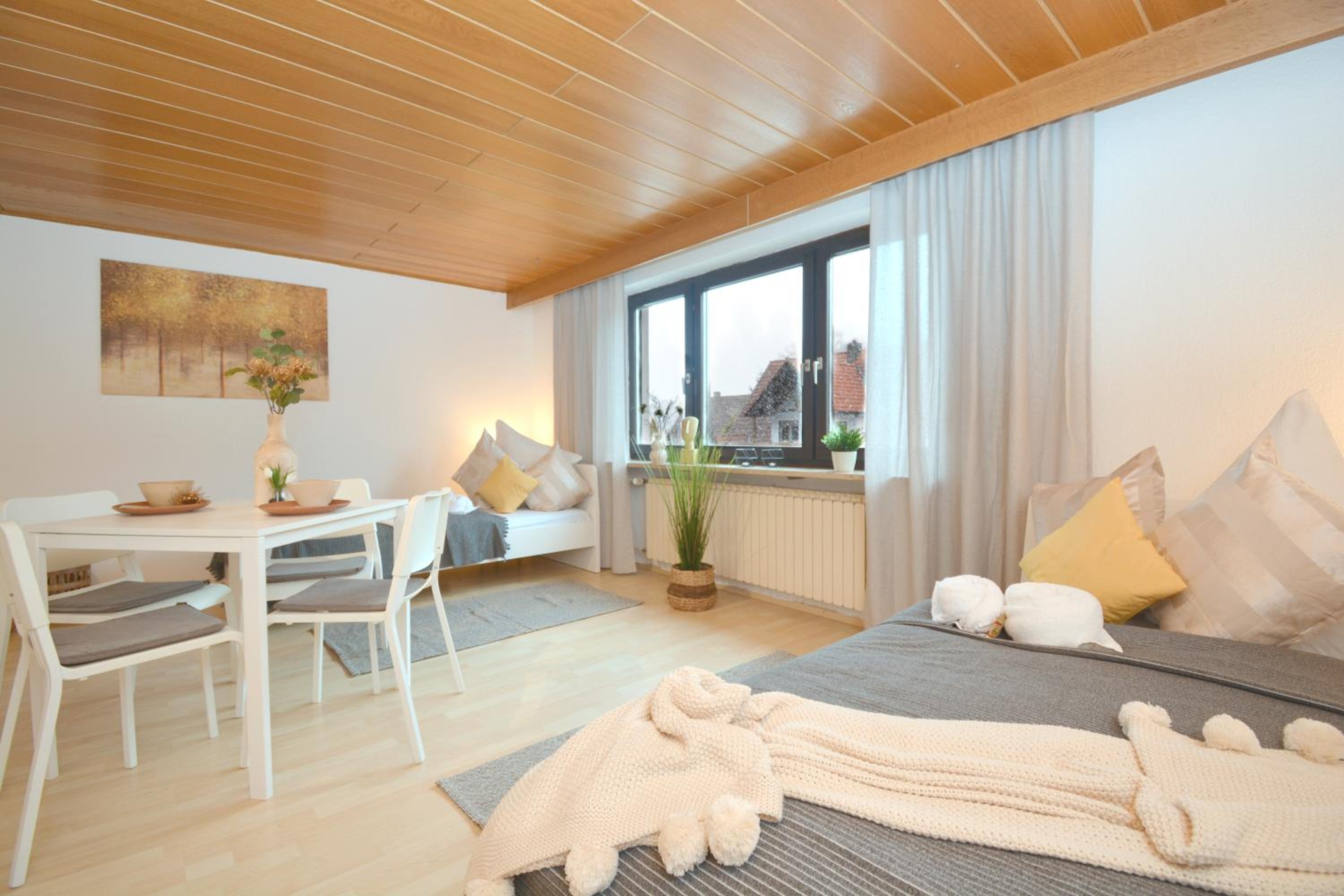 Three-Bedroom Apartment photo 1