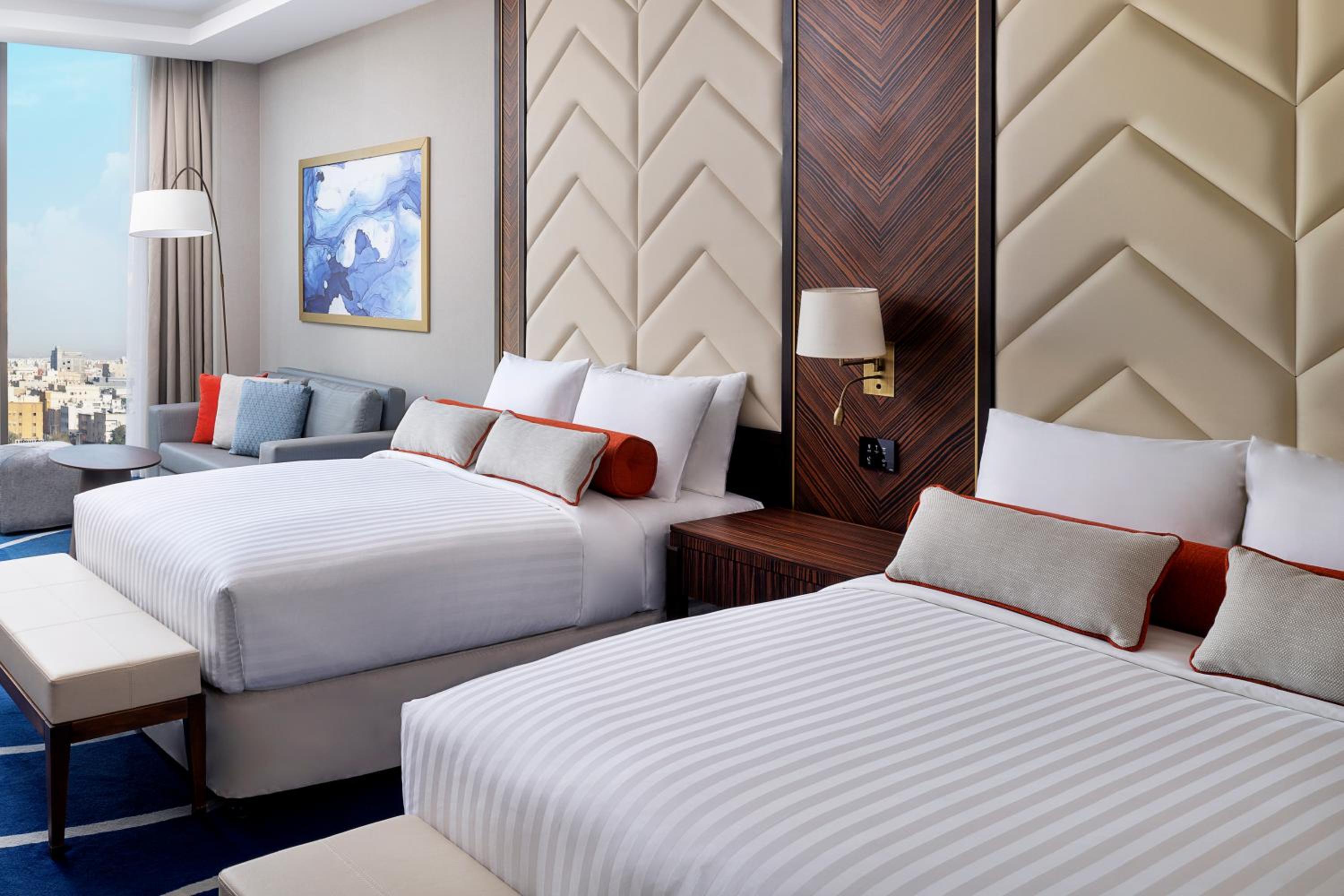 Grand Deluxe Double Room with Two Double Beds and City View - Photo 1