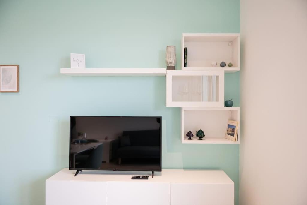 Two-Bedroom Apartment photo 2