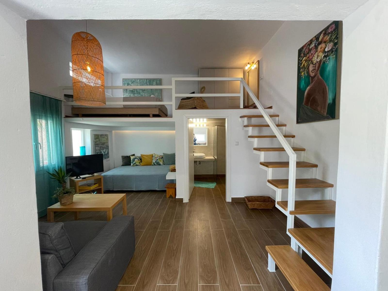 Two-Bedroom House photo 1