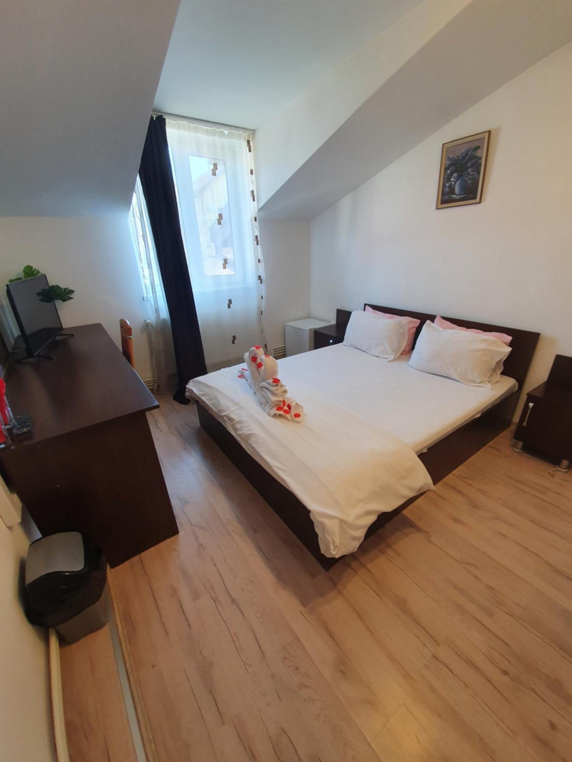 Triple Room with Private External Bathroom - Photo 1