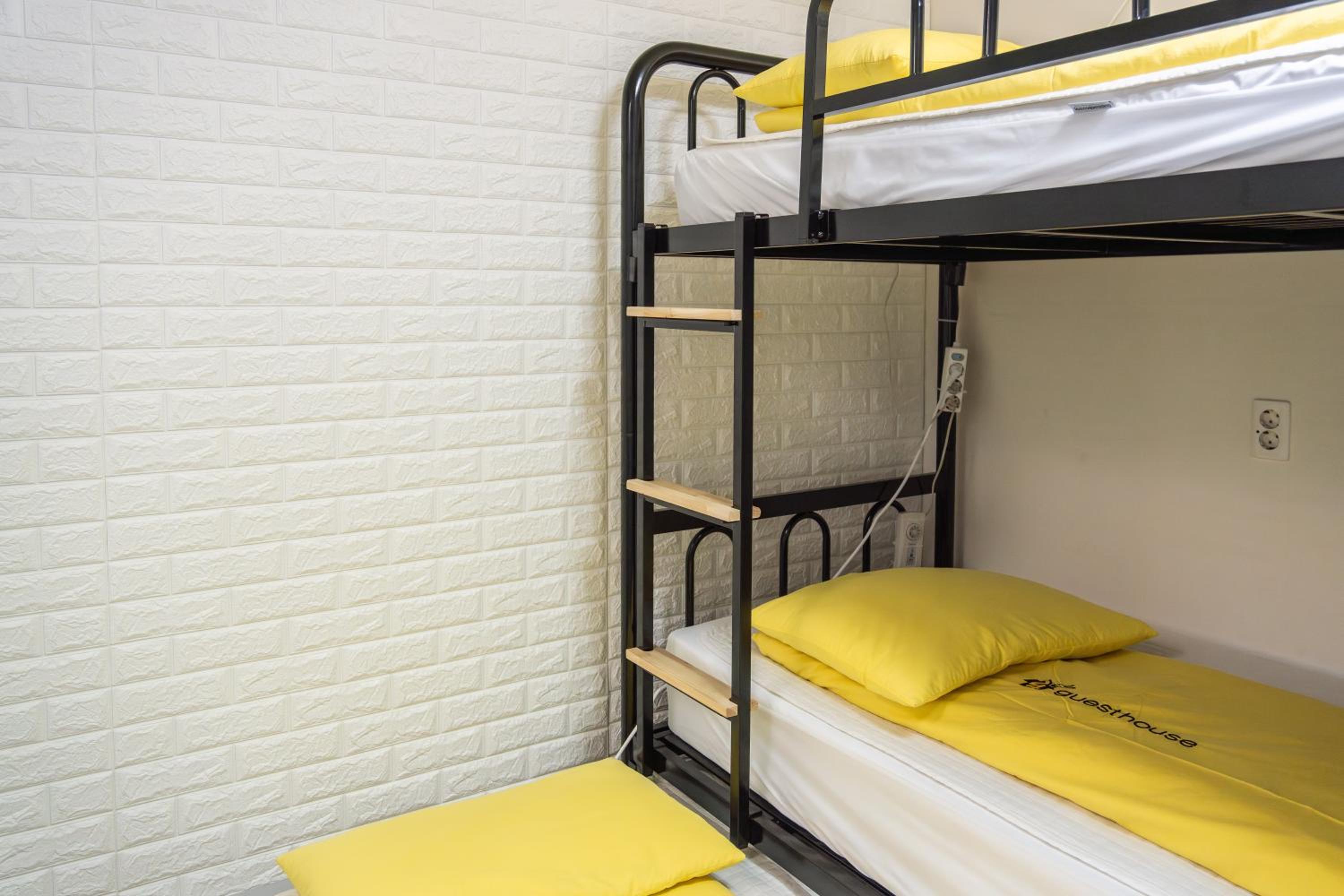 Triple Room - Photo 5