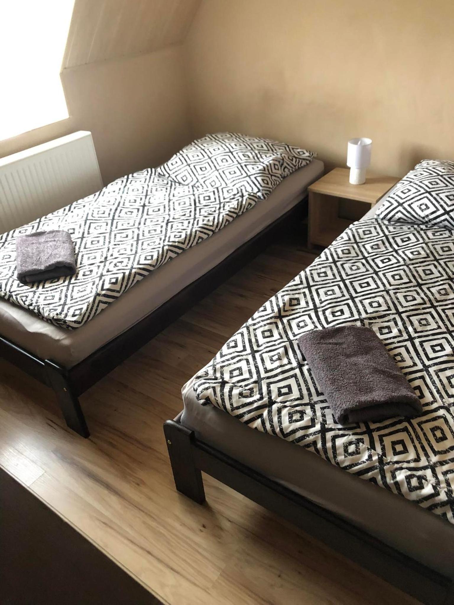Double Room with Private Bathroom - Photo 7