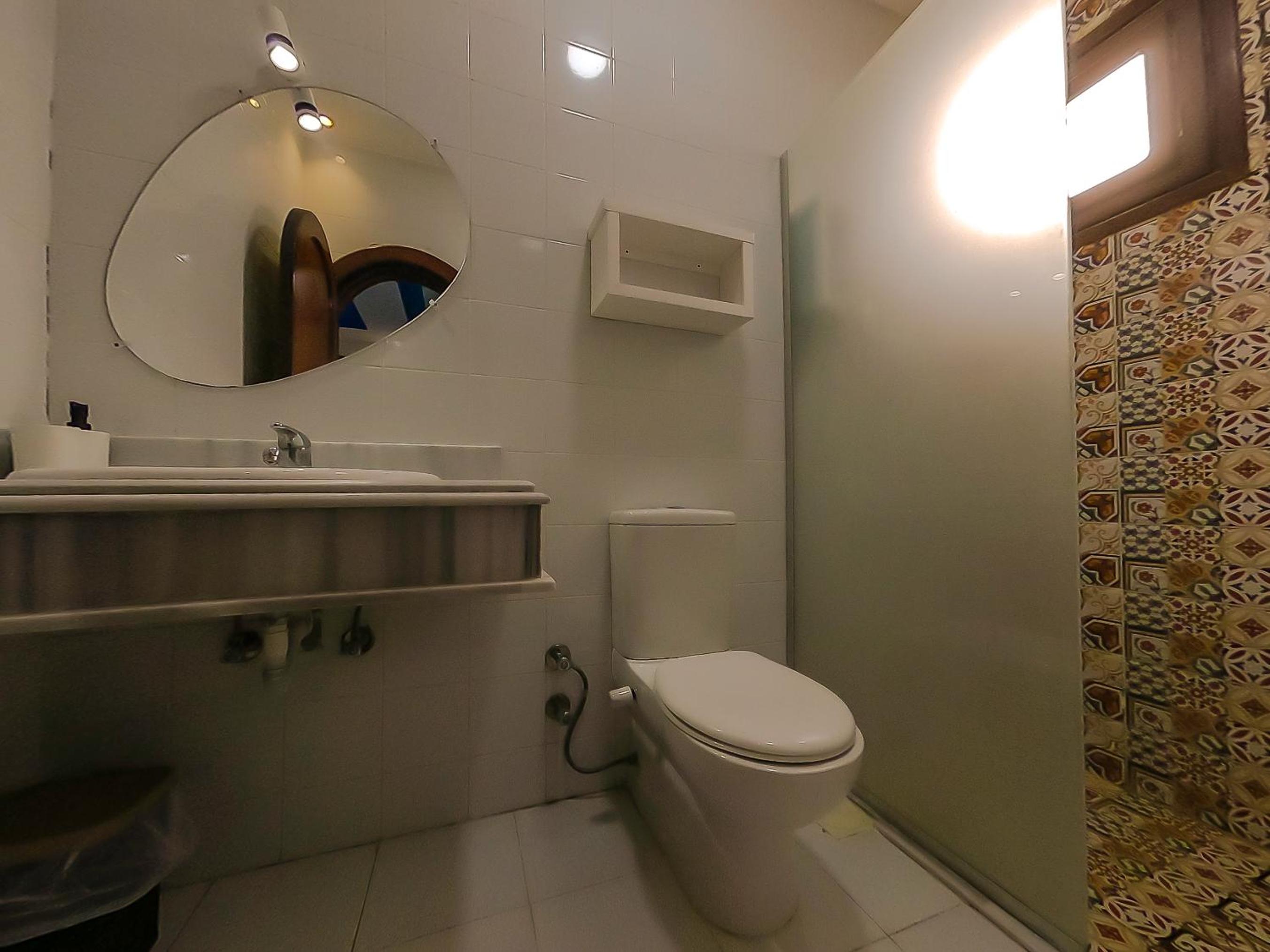 Suite with Sea View - Photo 12