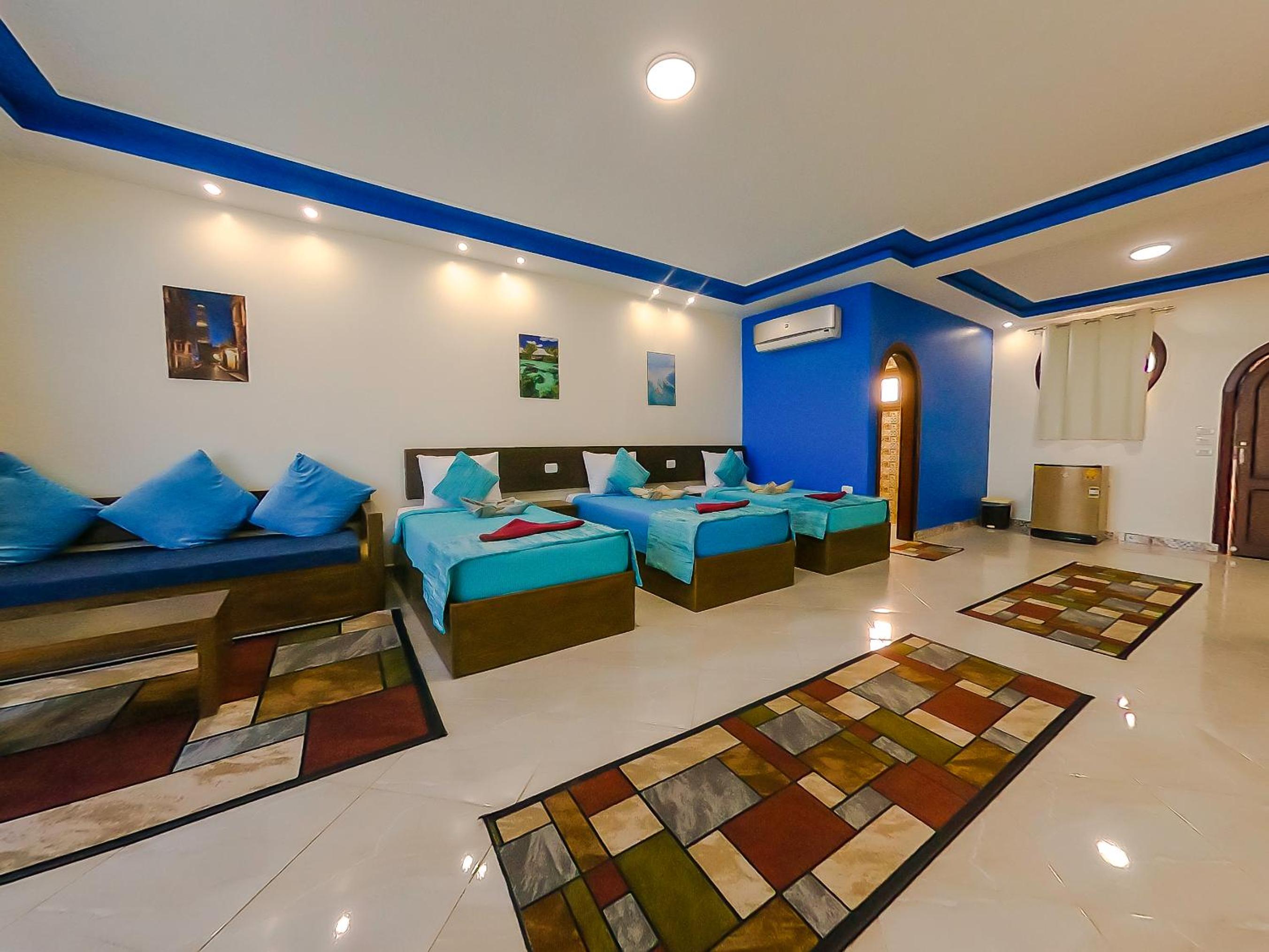 Suite with Sea View - Photo 18