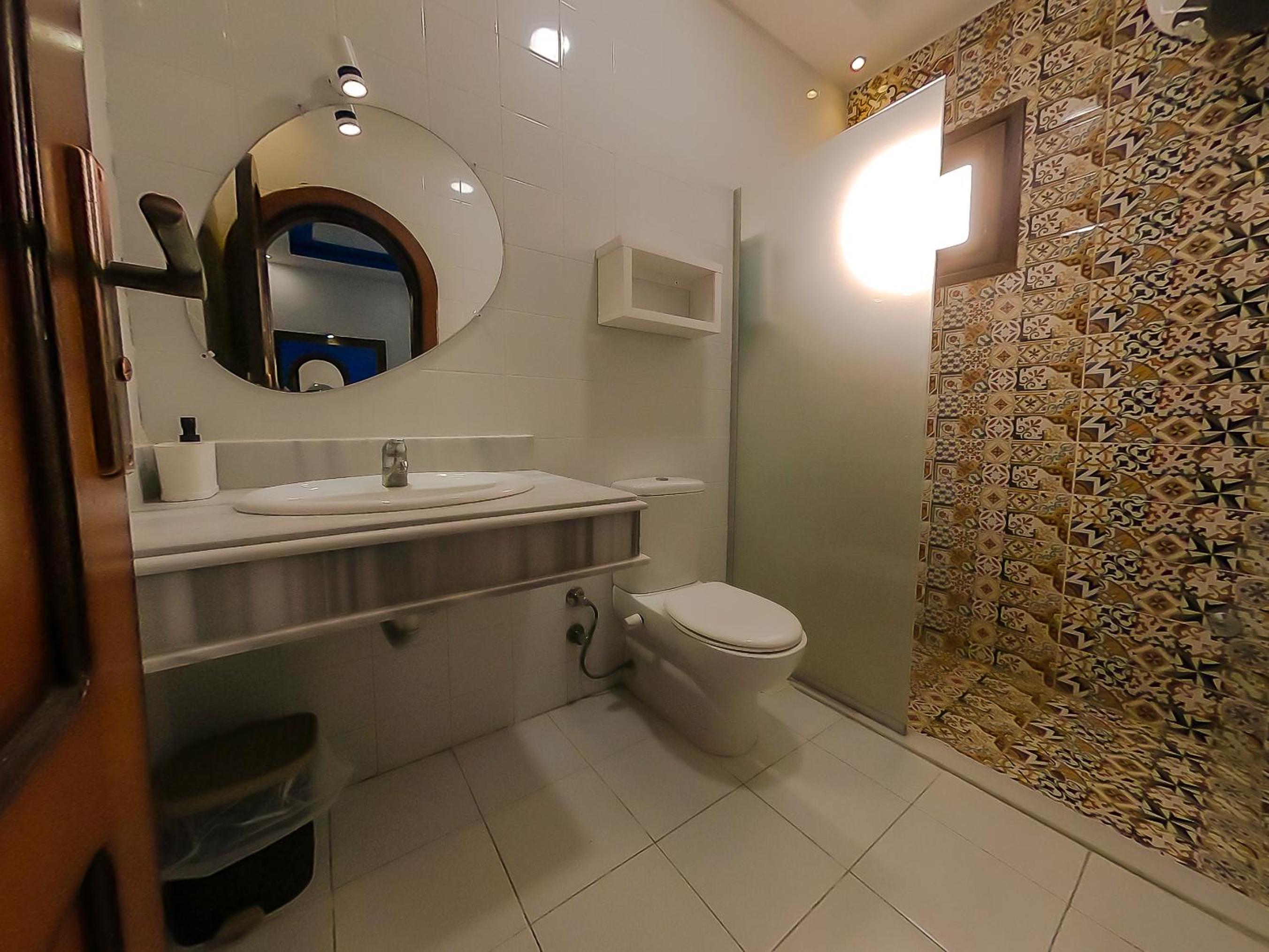 Suite with Sea View - Photo 16
