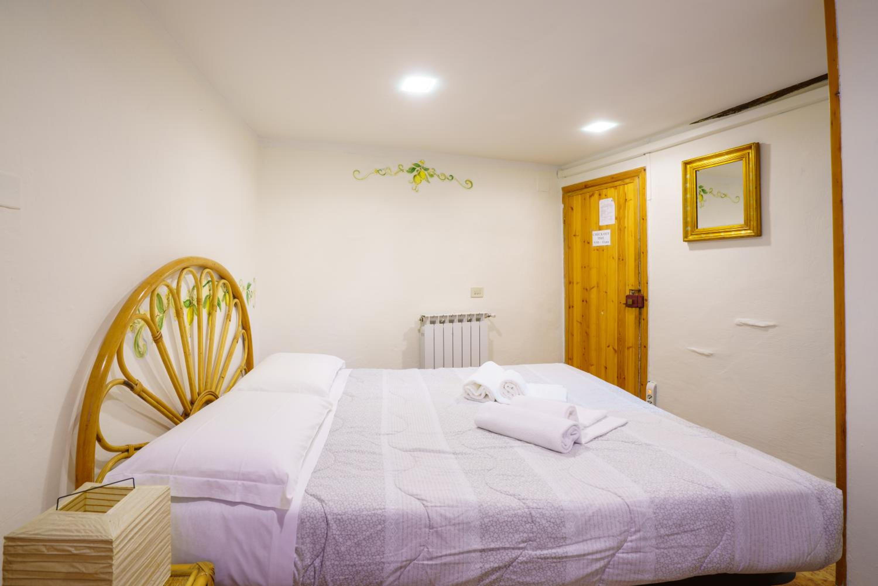 Standard Double Room photo 2