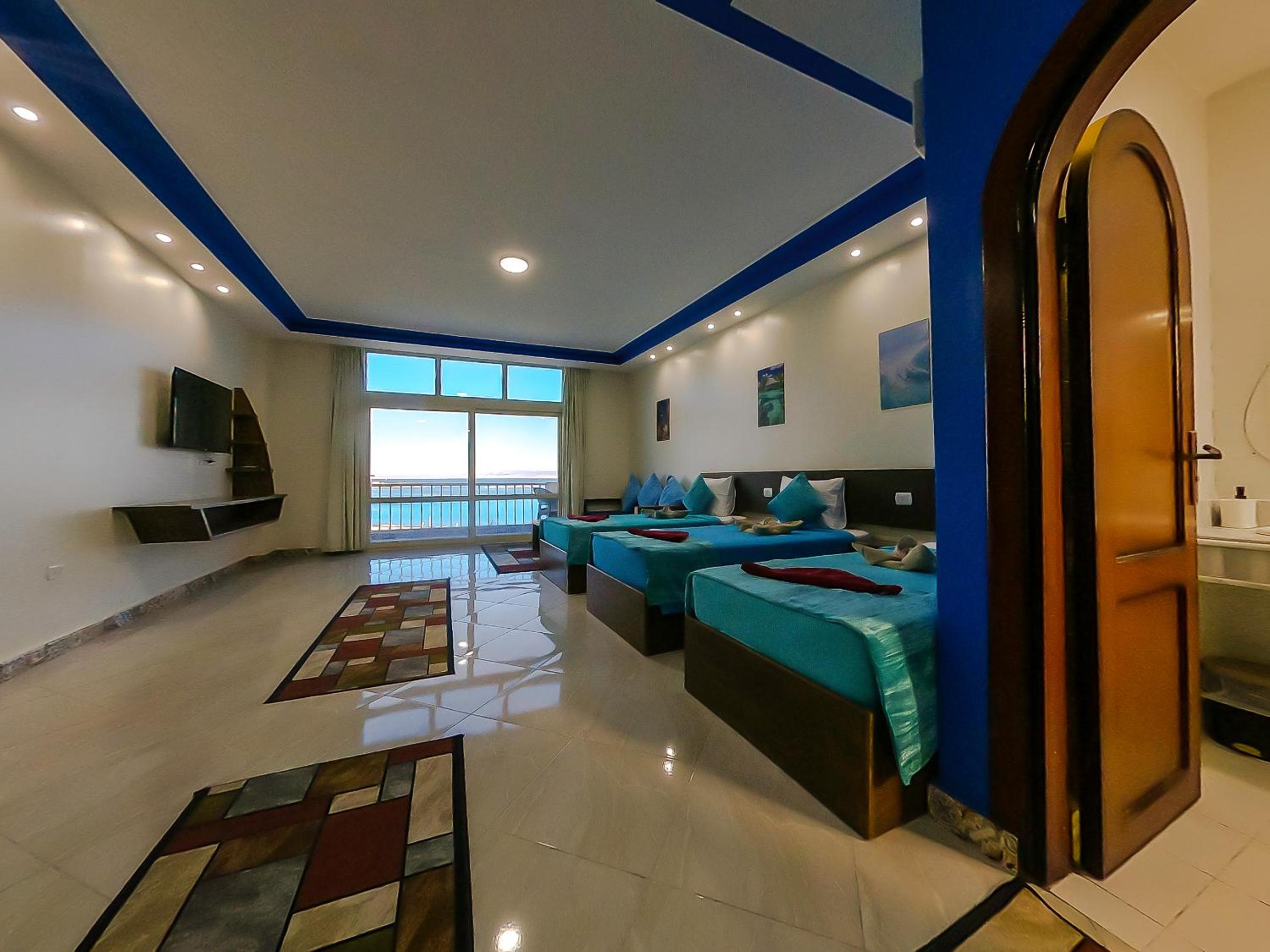 Suite with Sea View - Photo 5
