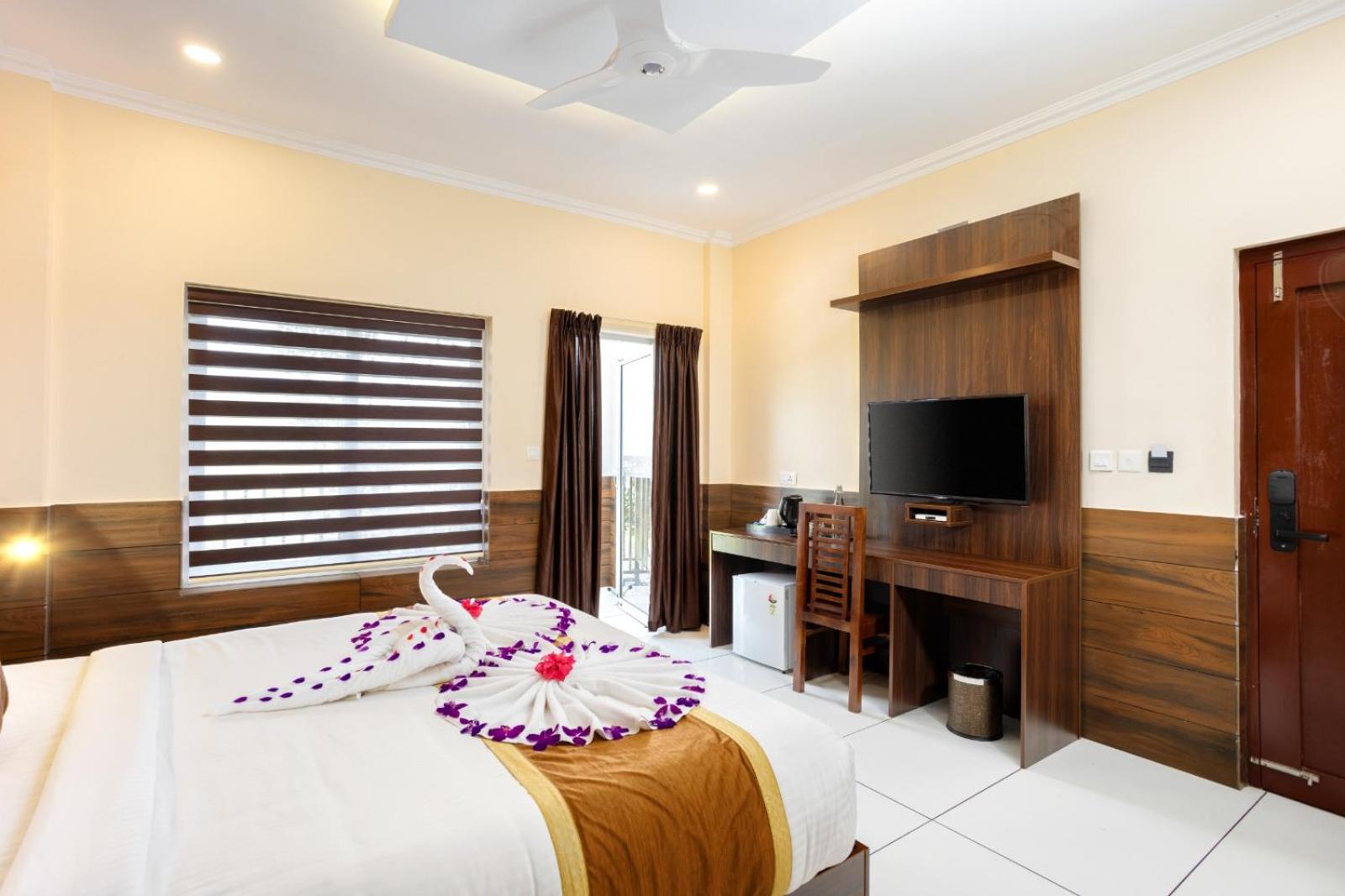 Superior King Room - Photo 1