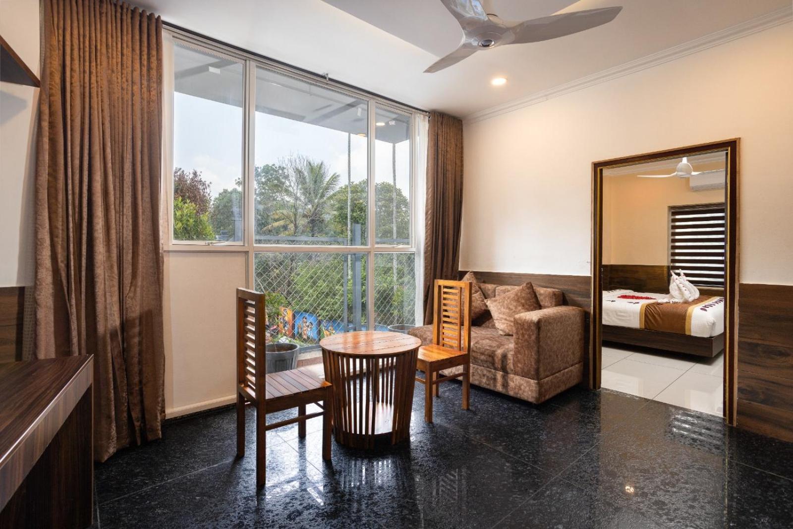 Suite with Balcony