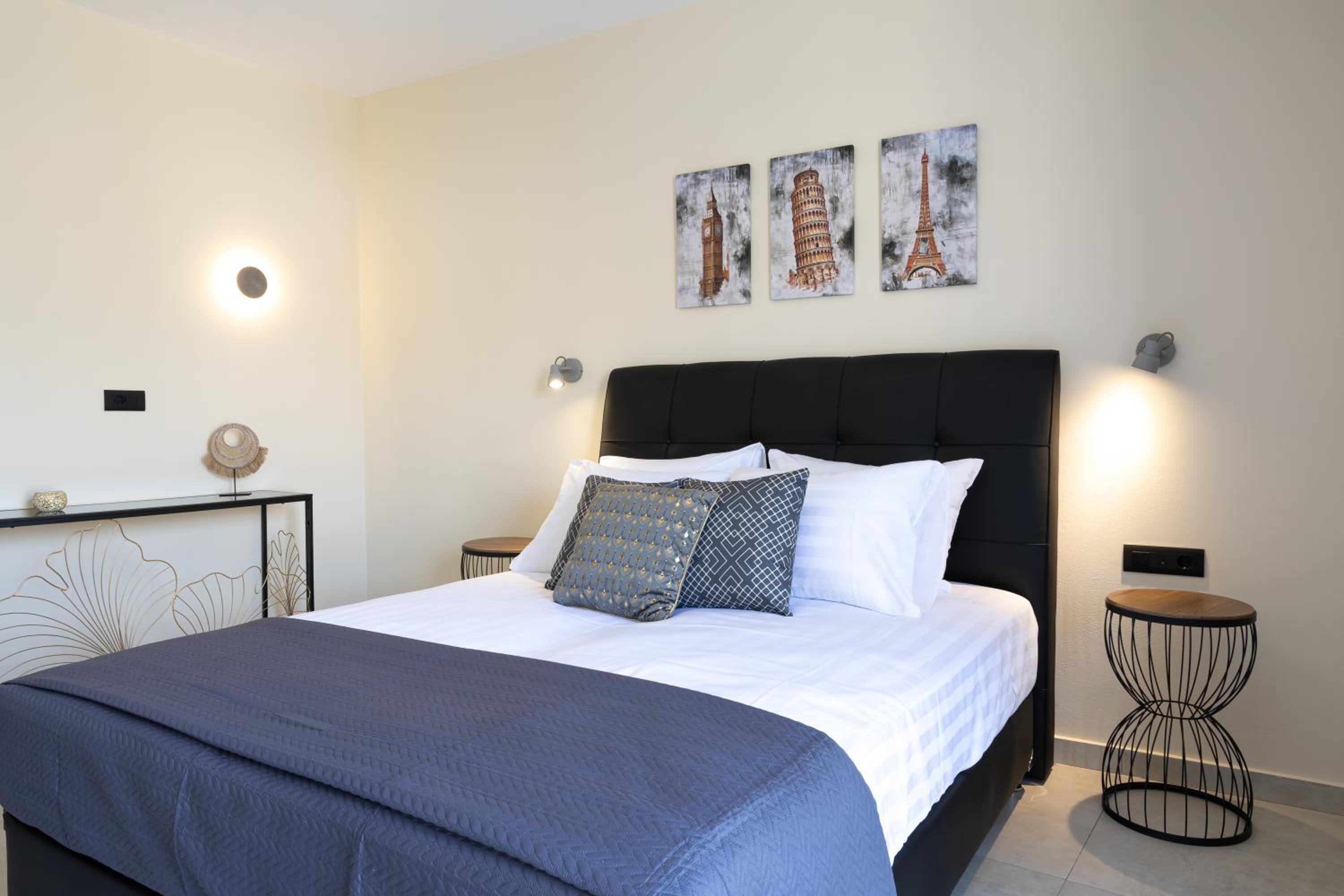 Superior Apartment