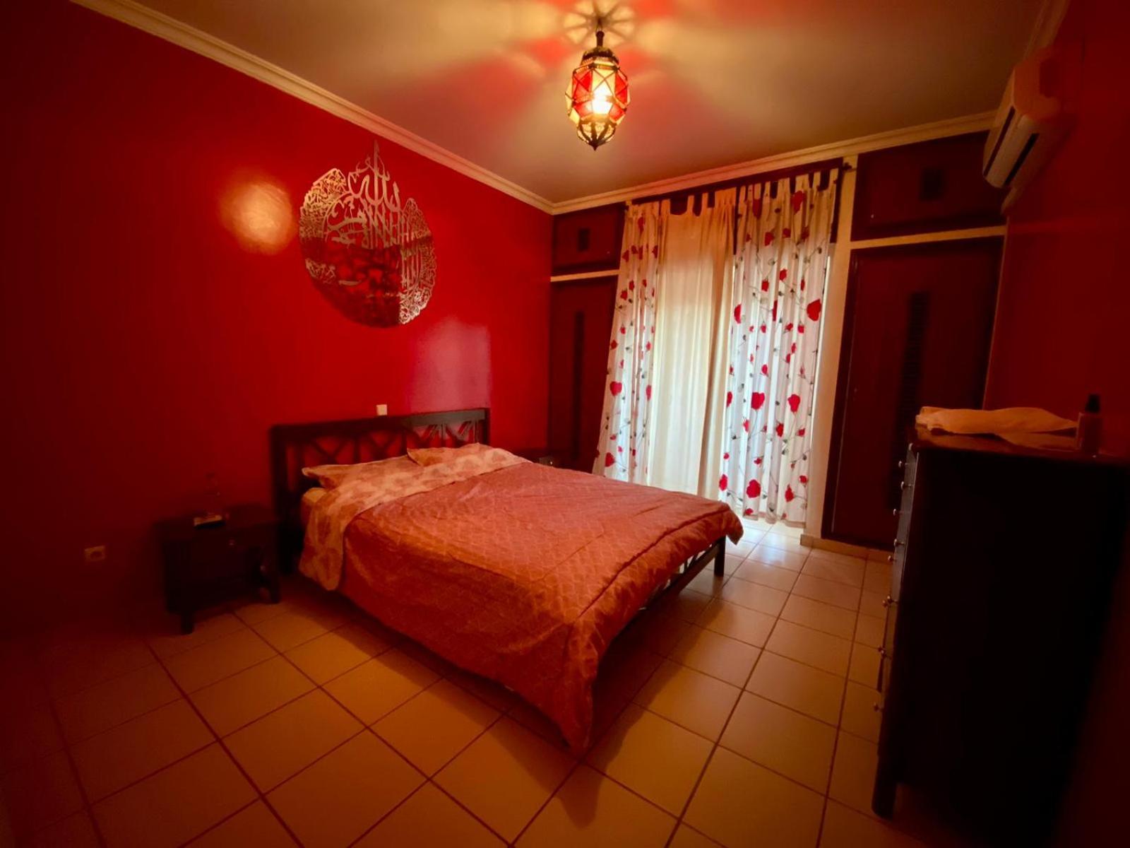 Four-Bedroom House - Photo 13