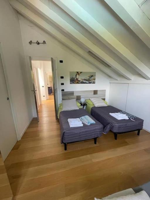 Villa photo 1
