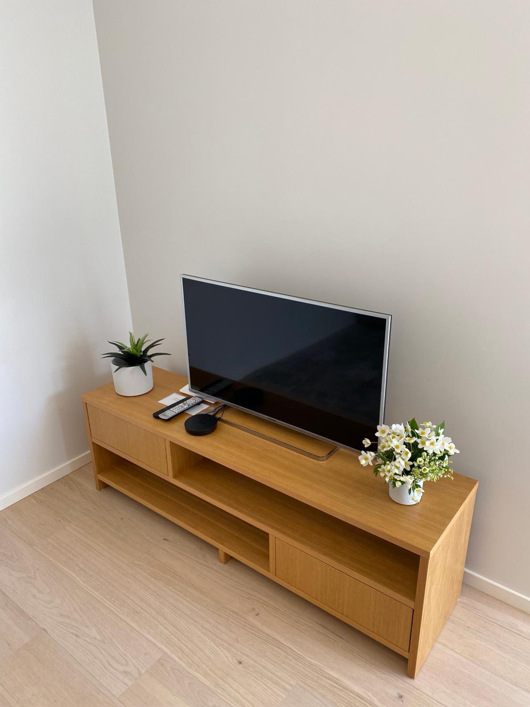 One-Bedroom Apartment - Photo 7