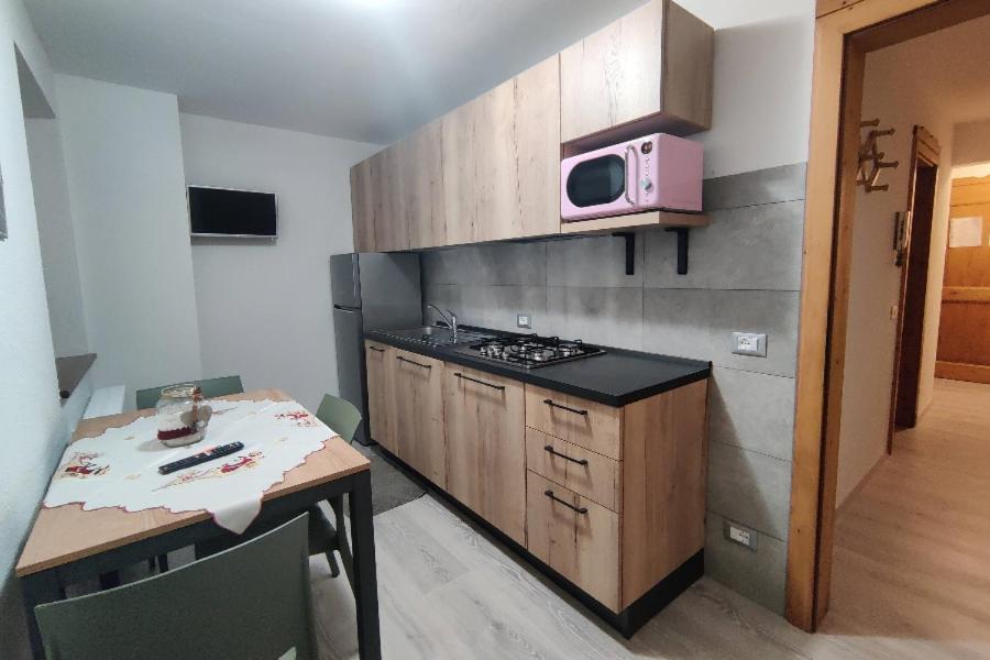 One-Bedroom Apartment - Ground Floor photo 2