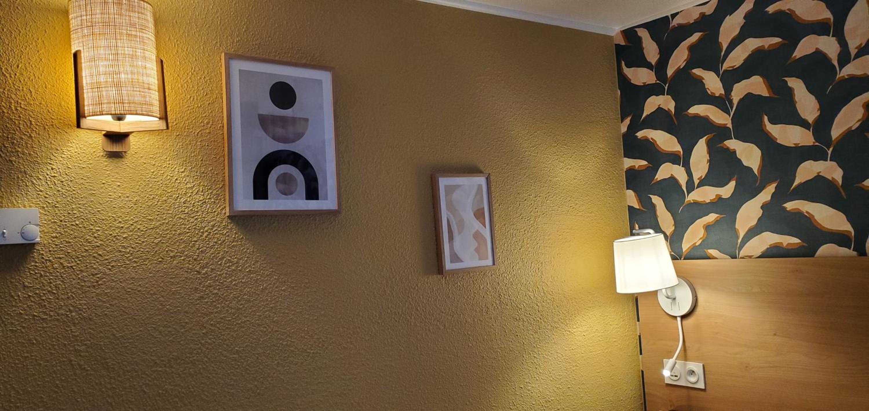 Double Room - Photo 6