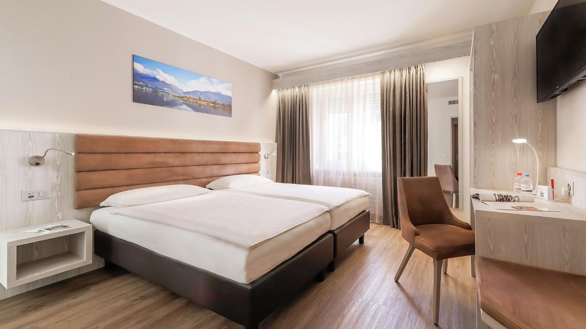 Modern Superior Double Room  - Photo 1