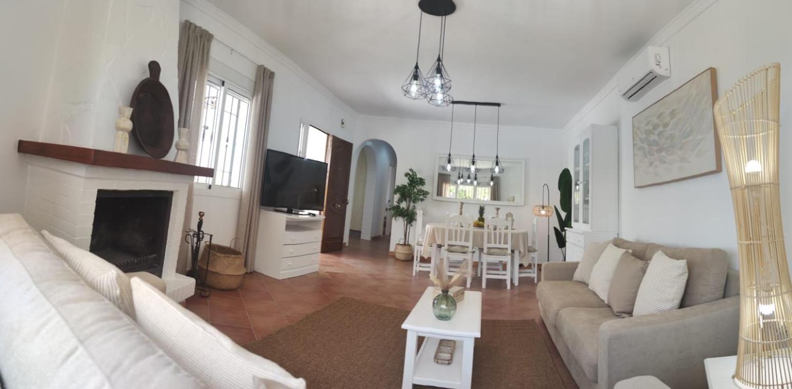 Villa de Tres Habitaciones