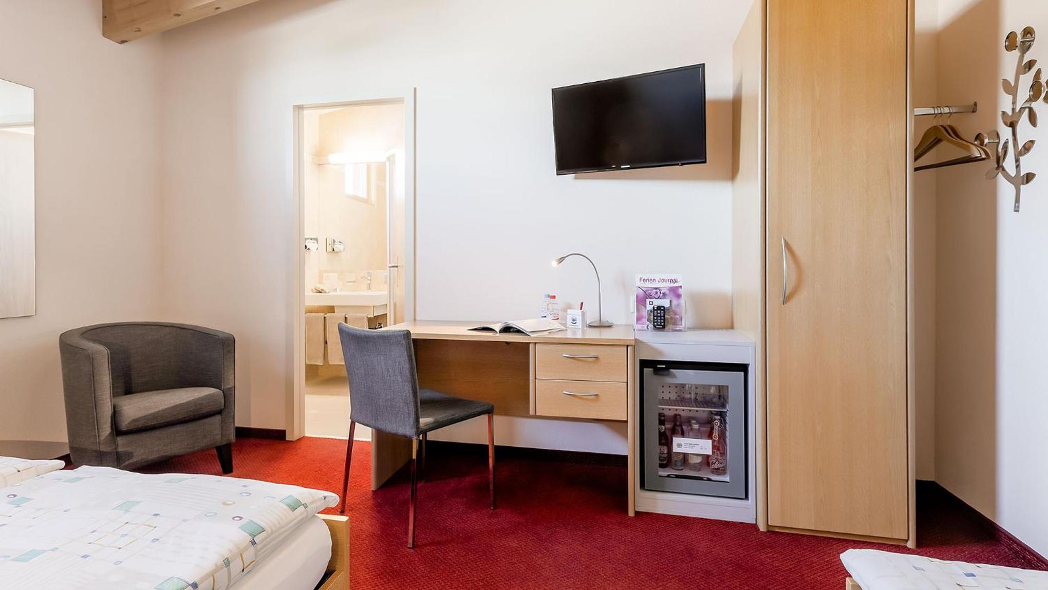 Triple Room - Photo 2