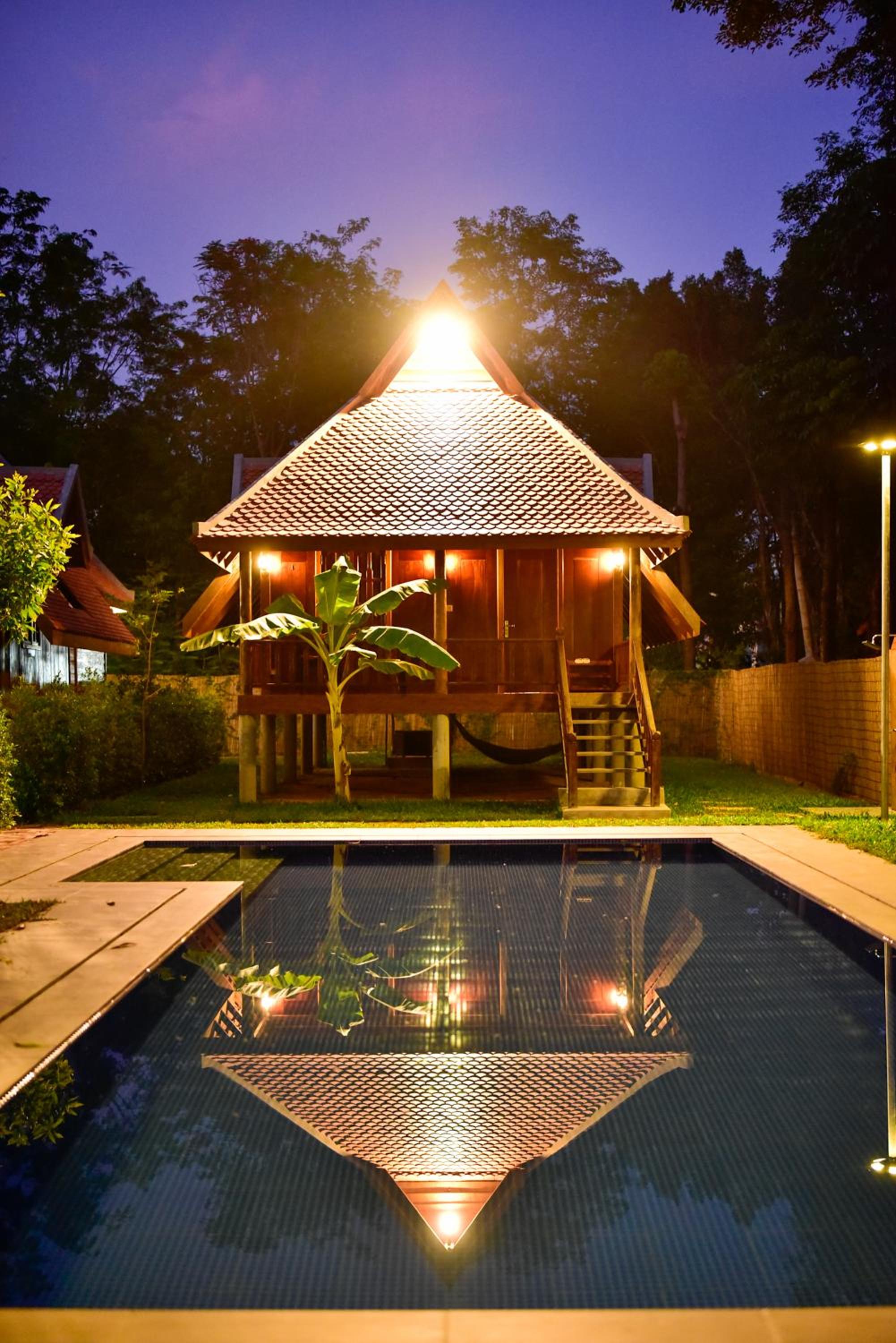Double/Twin Bungalow Private Pool - Free Pickup photo 1