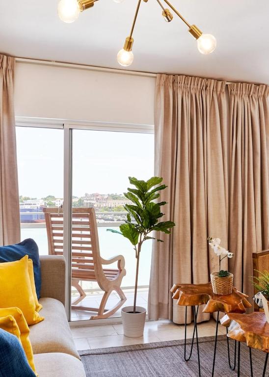 Three-Bedroom Apartment photo 1