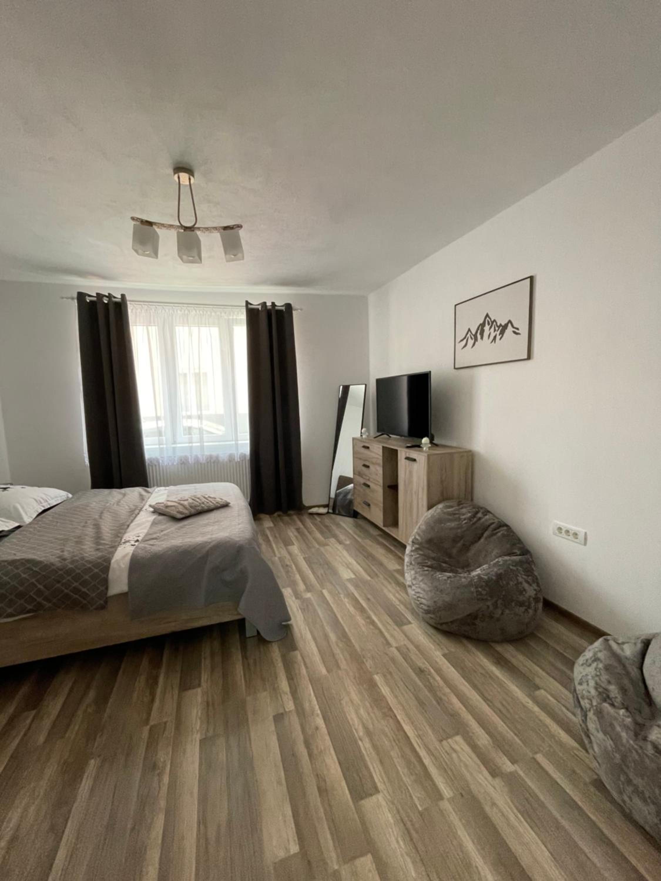 Apartment - Photo 4