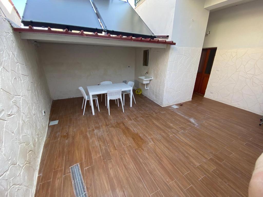 Apartment - Ground Floor photo 2