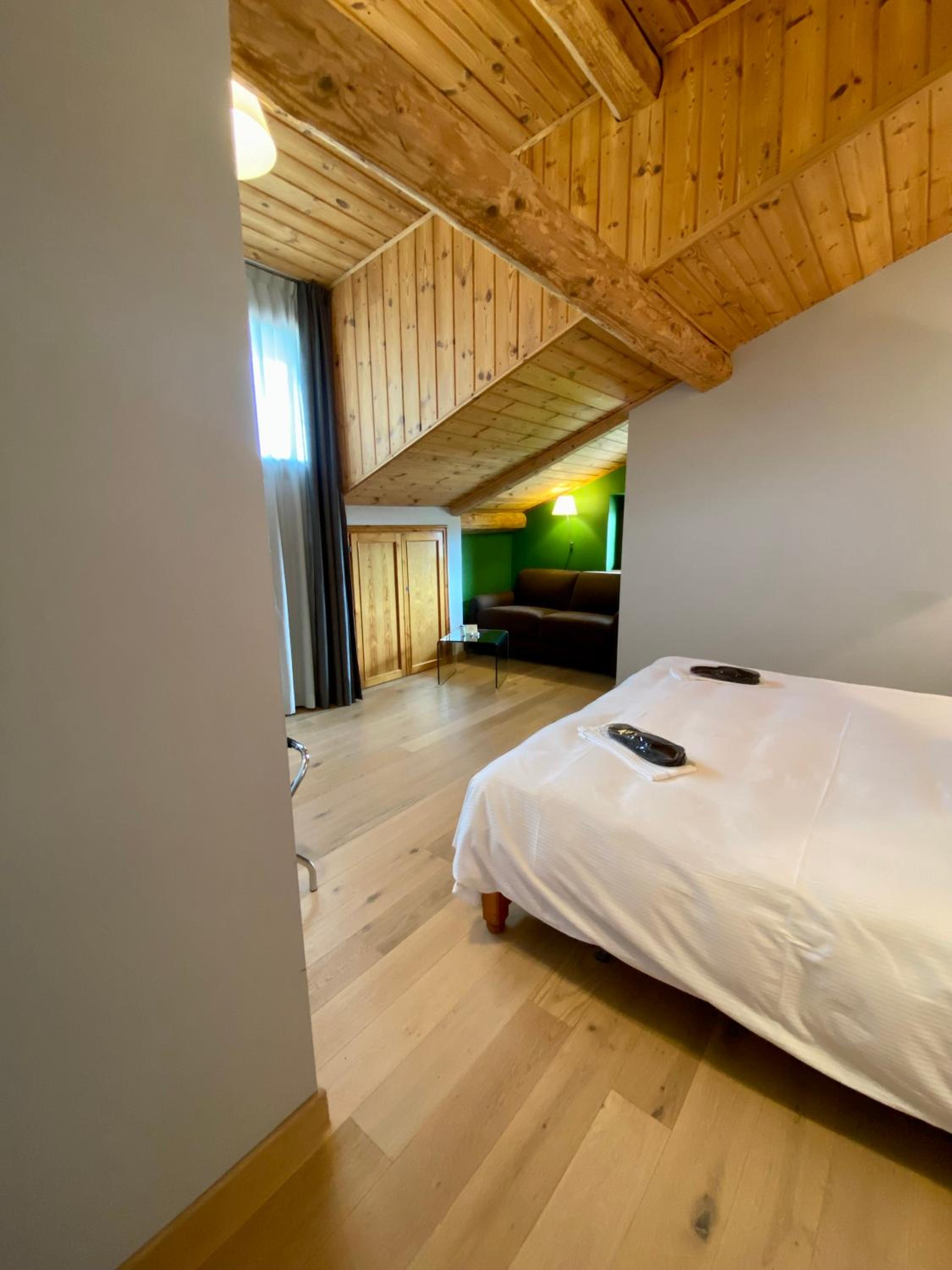 Junior Suite - Photo 1
