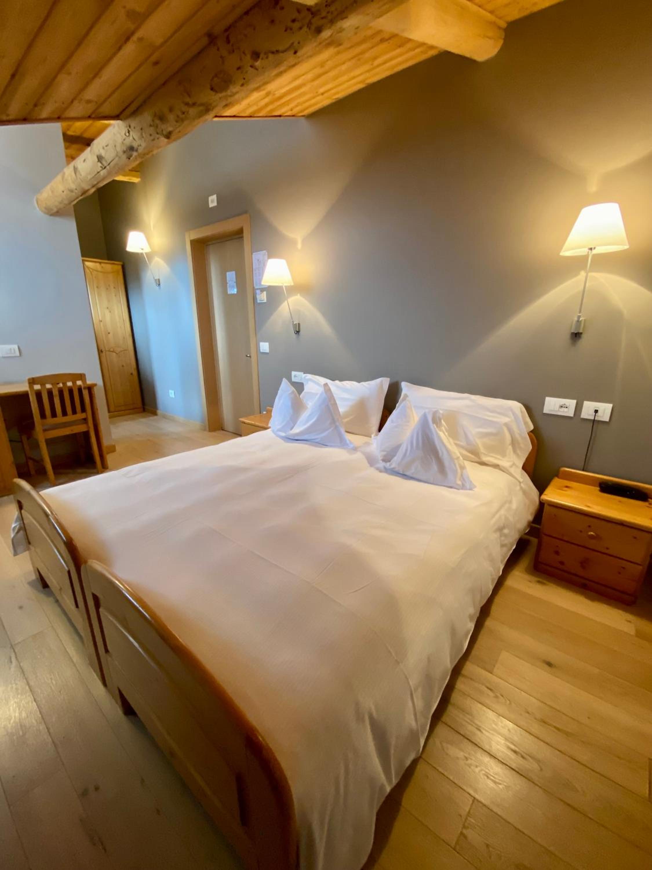 Double Room - Attic - Photo 6