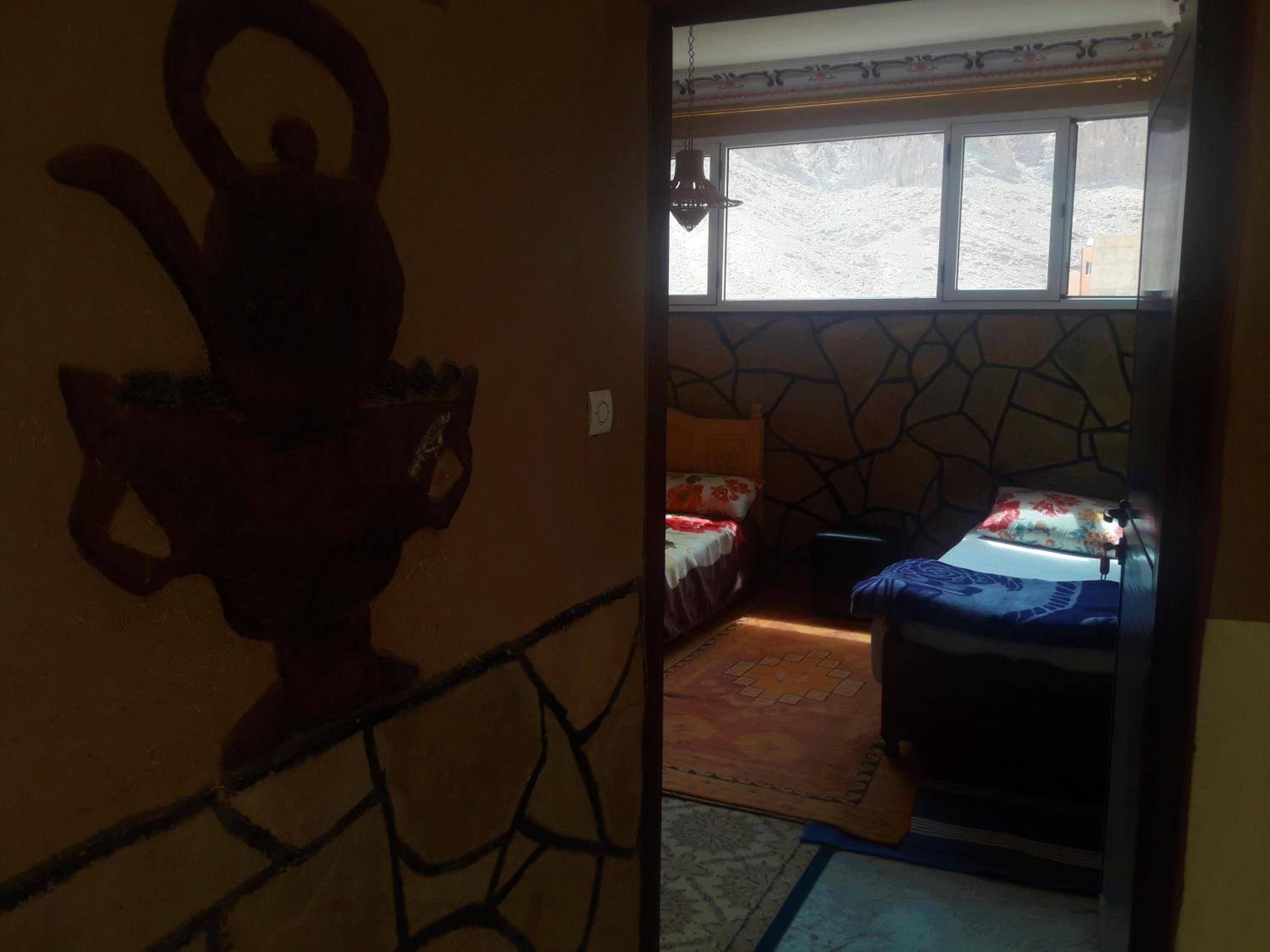 Double Room with Extra Bed - Photo 2