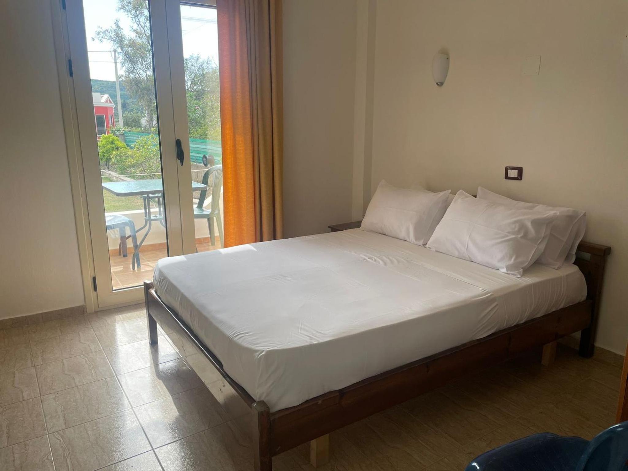 Family Room With Balcony - Garden View