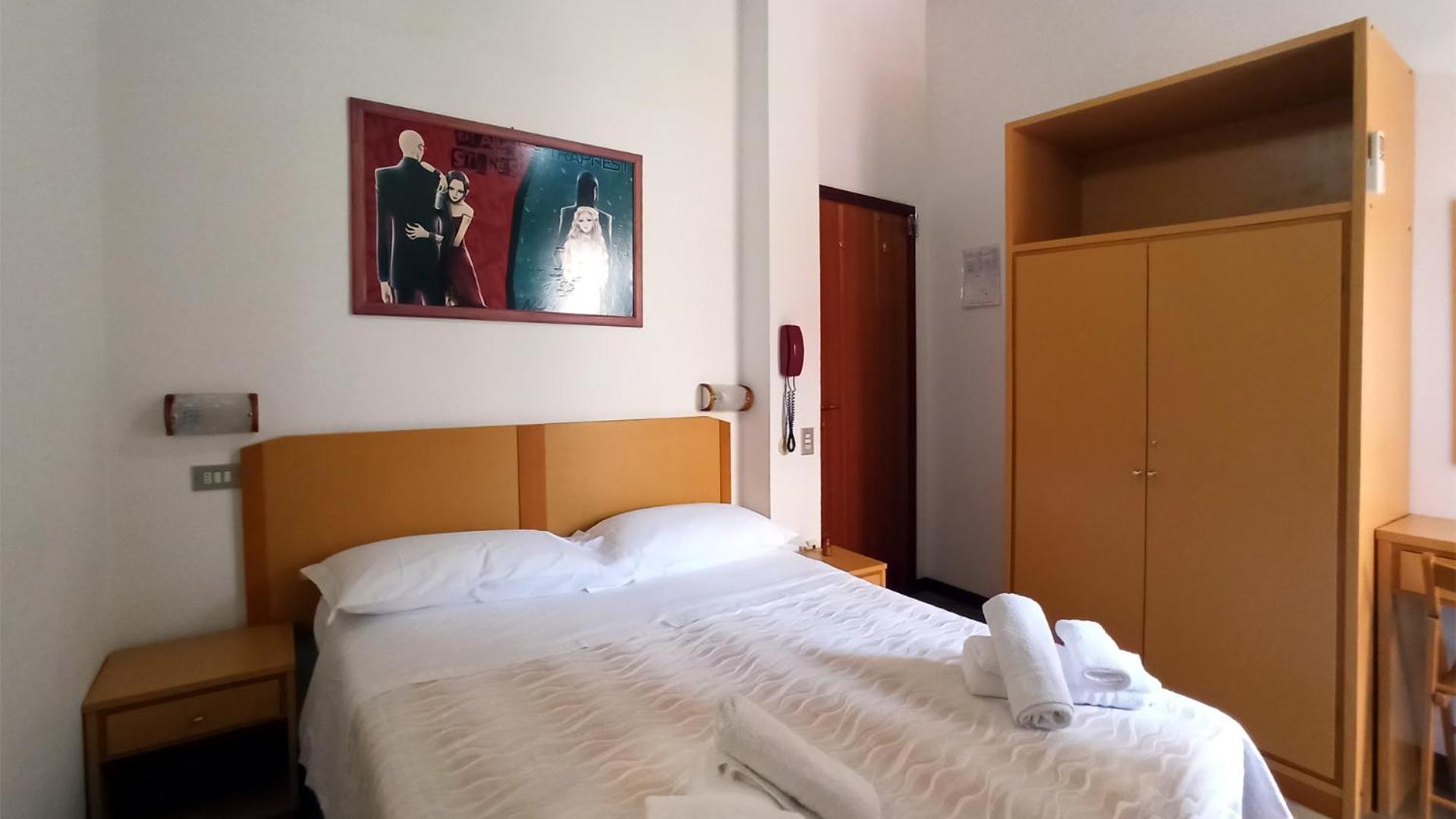 Economy Double Room photo 2