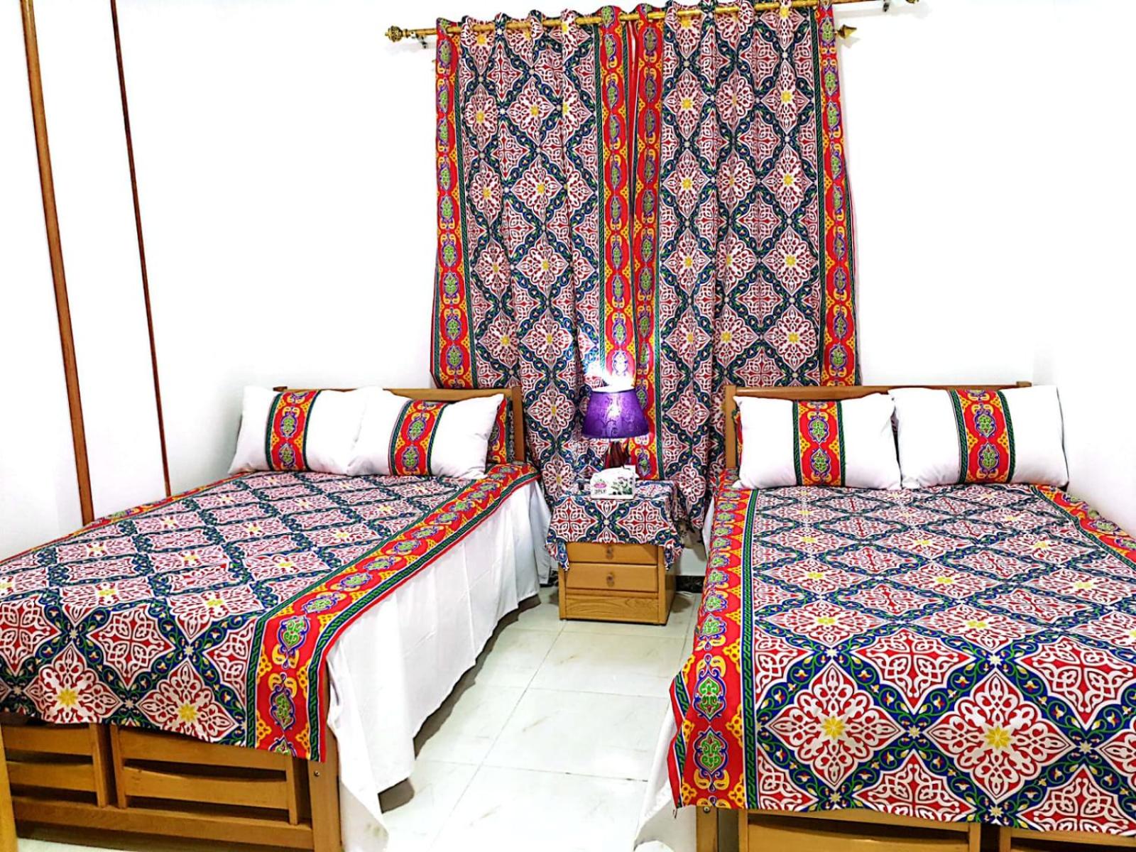 Deluxe Room (2 Adults + 1 Child)